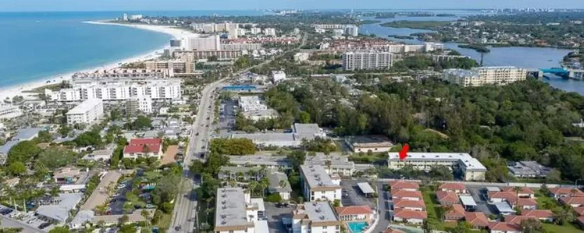 Siesta Key Sea Winds Condo - Property Image 3