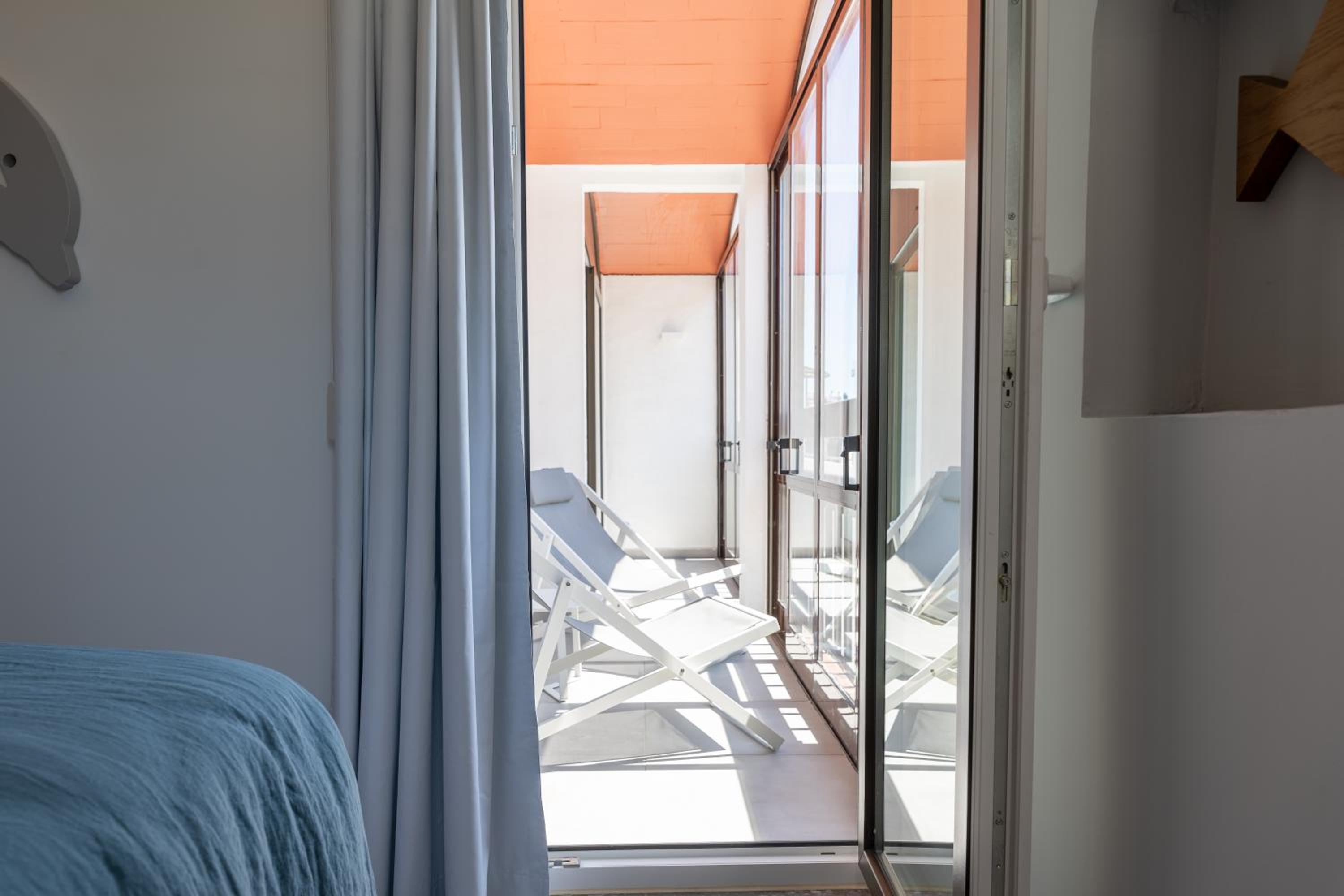 MUPA Apartments