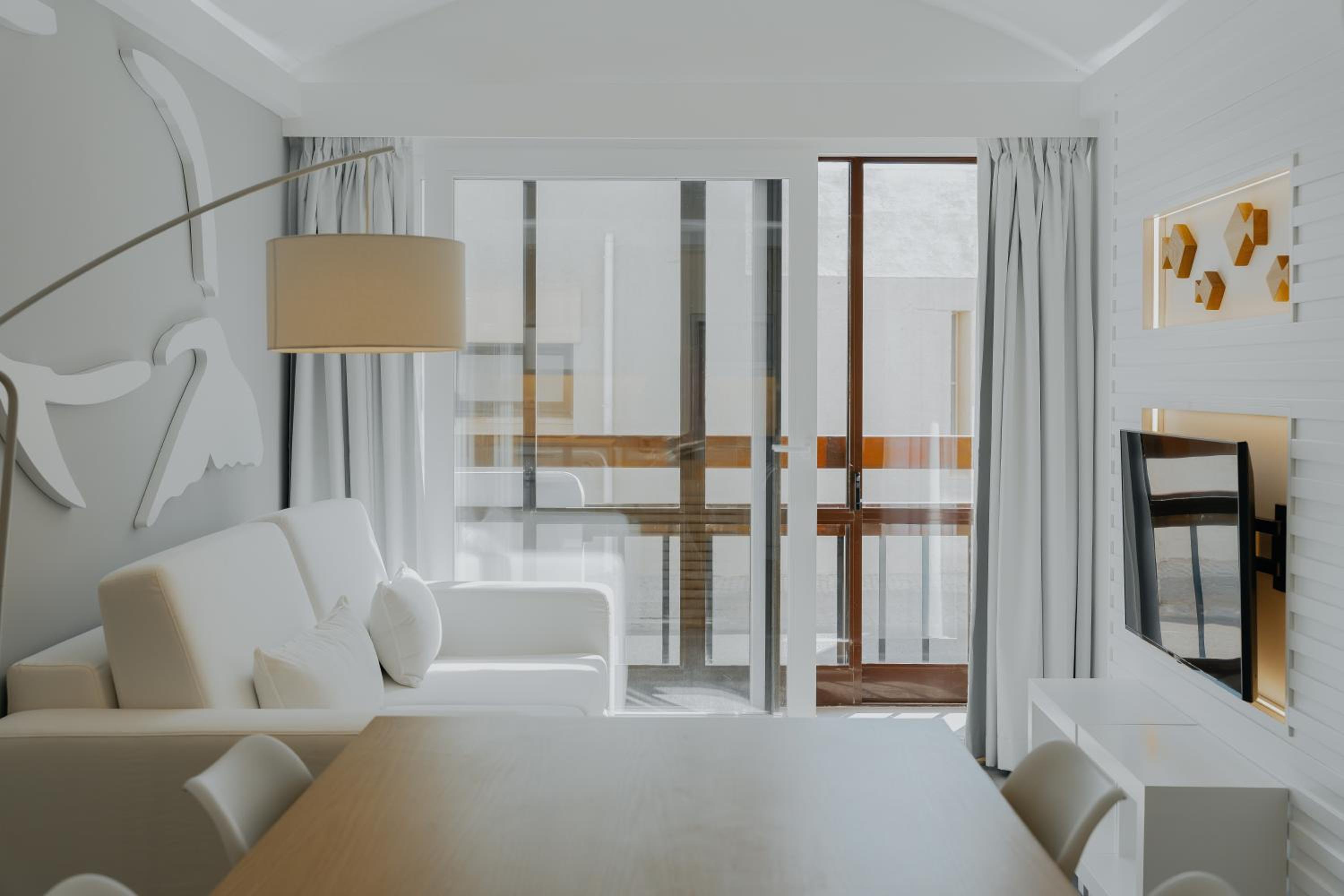 MUPA Apartments