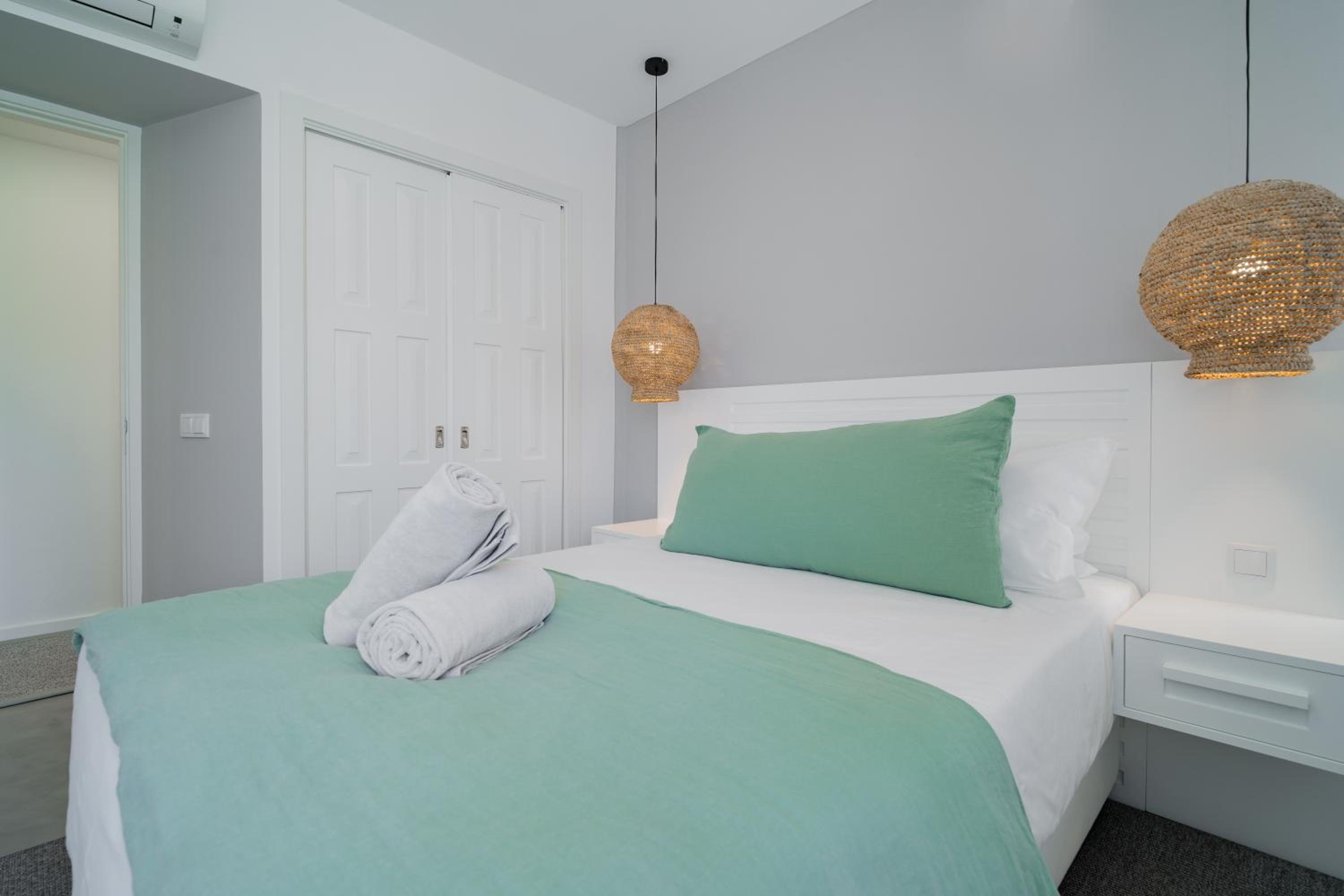 MUPA Apartments