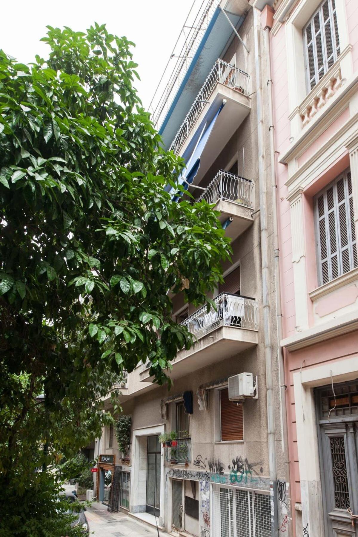 Charming 1 Bd Apt near ASOE in Athens