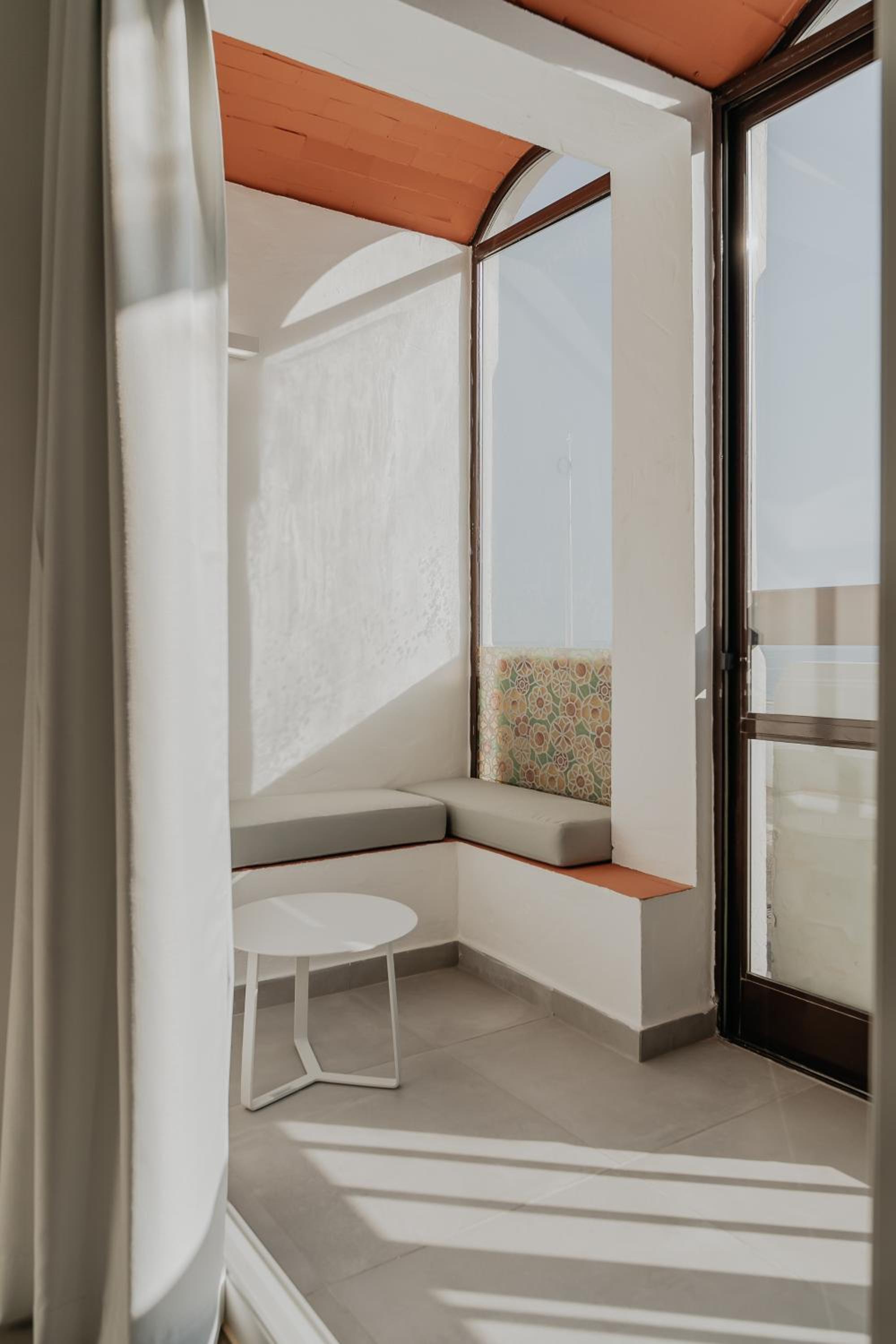 MUPA Apartments