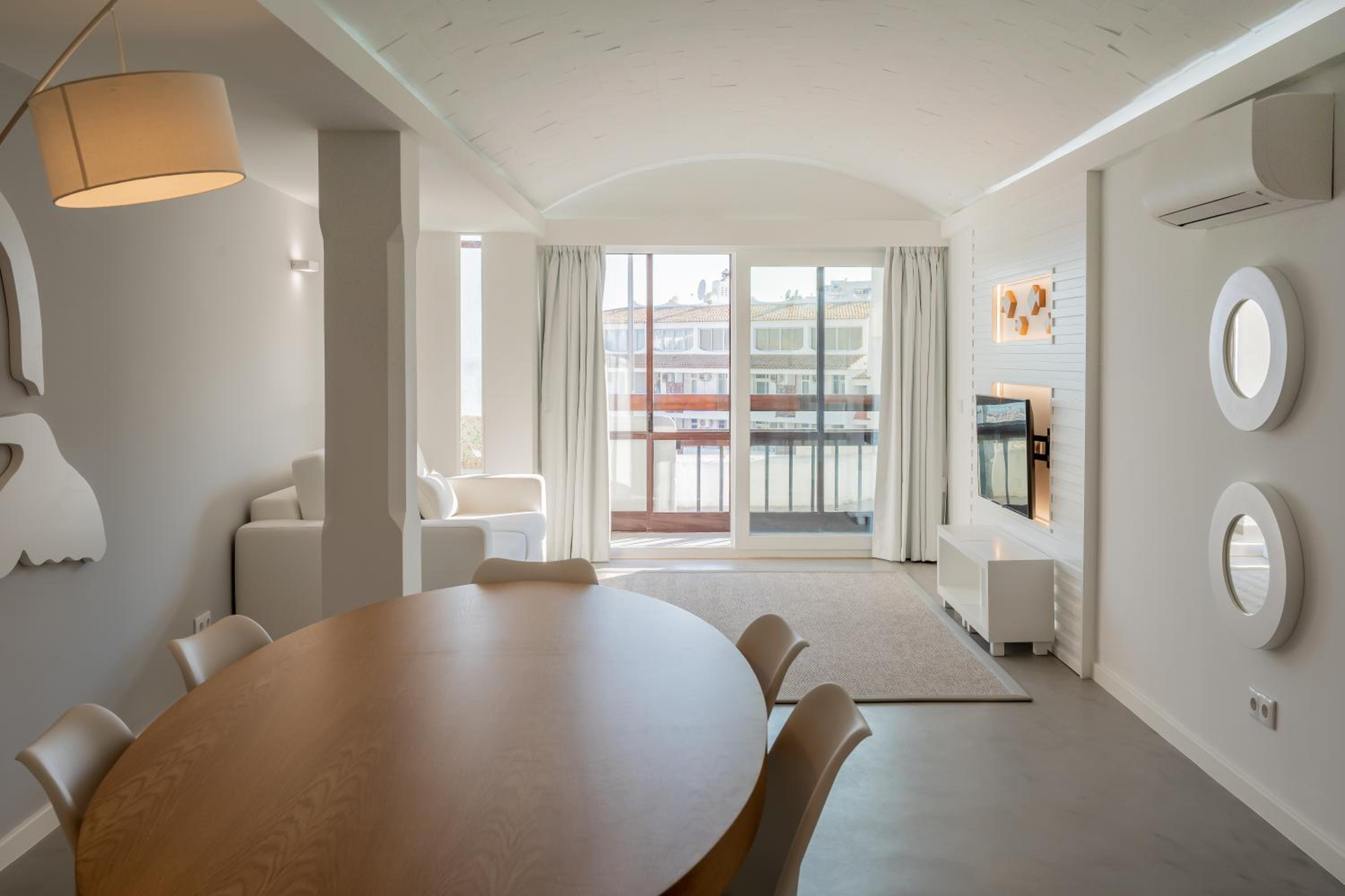 MUPA Apartments
