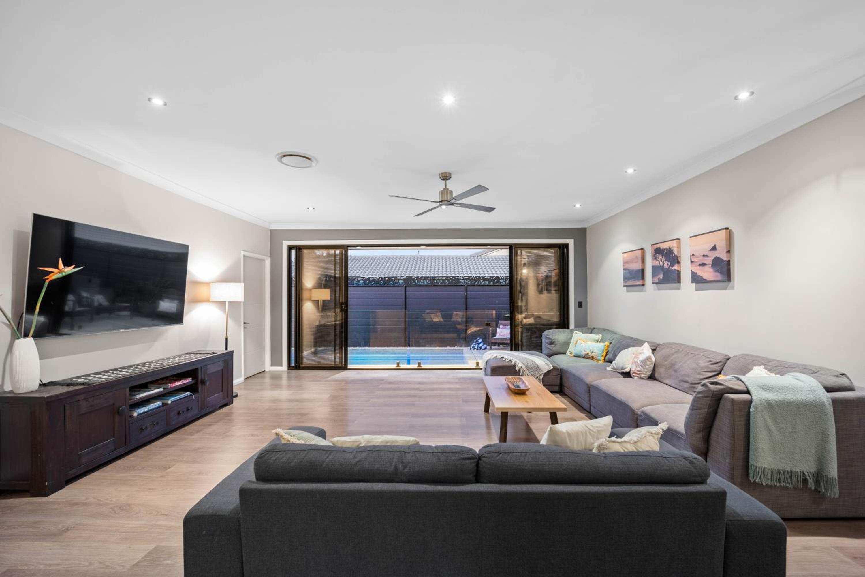 Charming group getaway - 9 mins to Burleigh beach