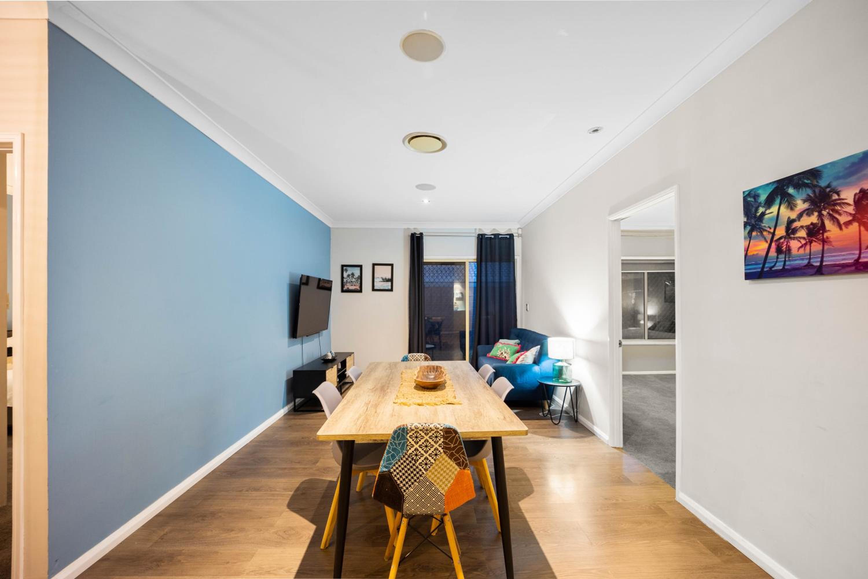 Charming group getaway - 9 mins to Burleigh beach