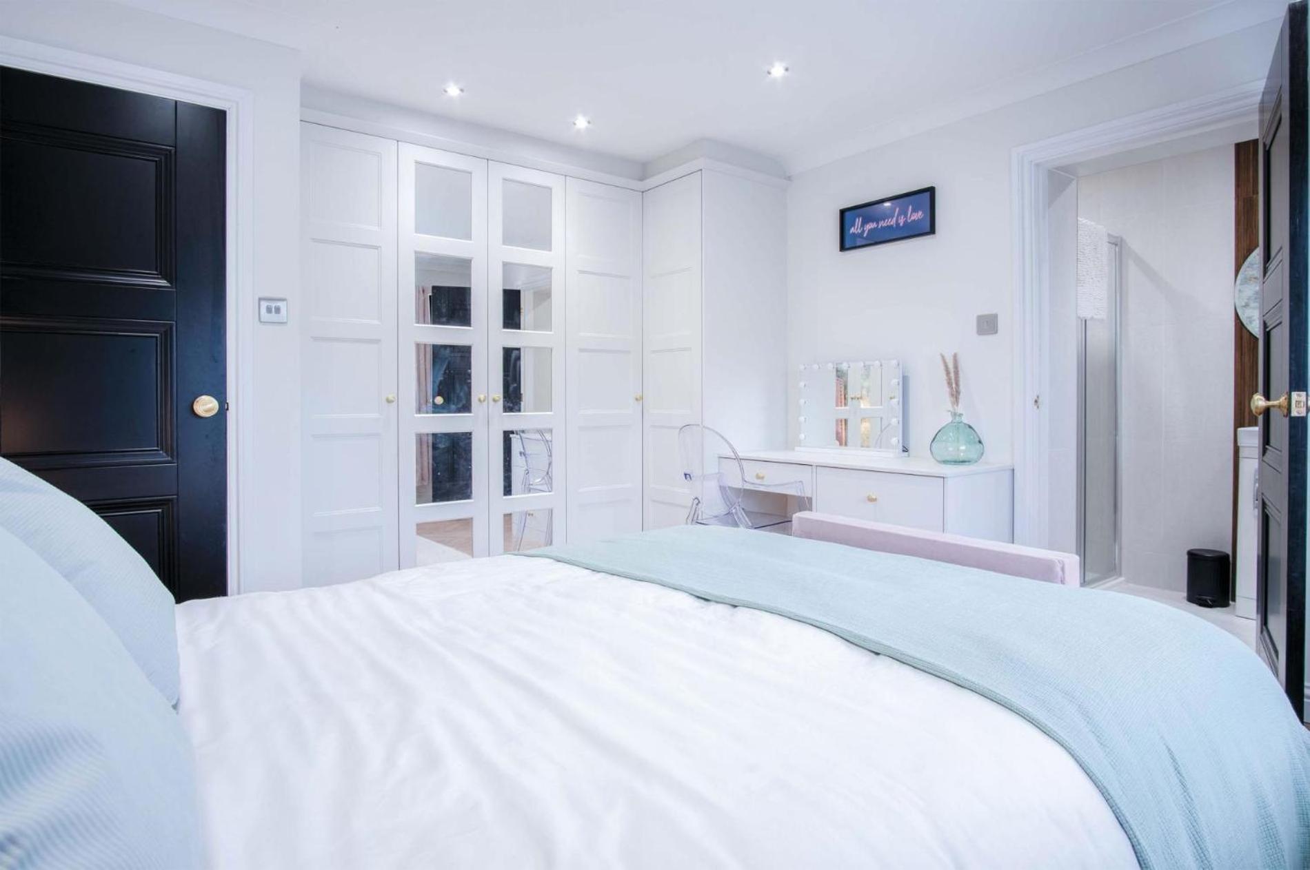 Castell Morlais - Luxurious 5 Bed - Pontsticill view 3