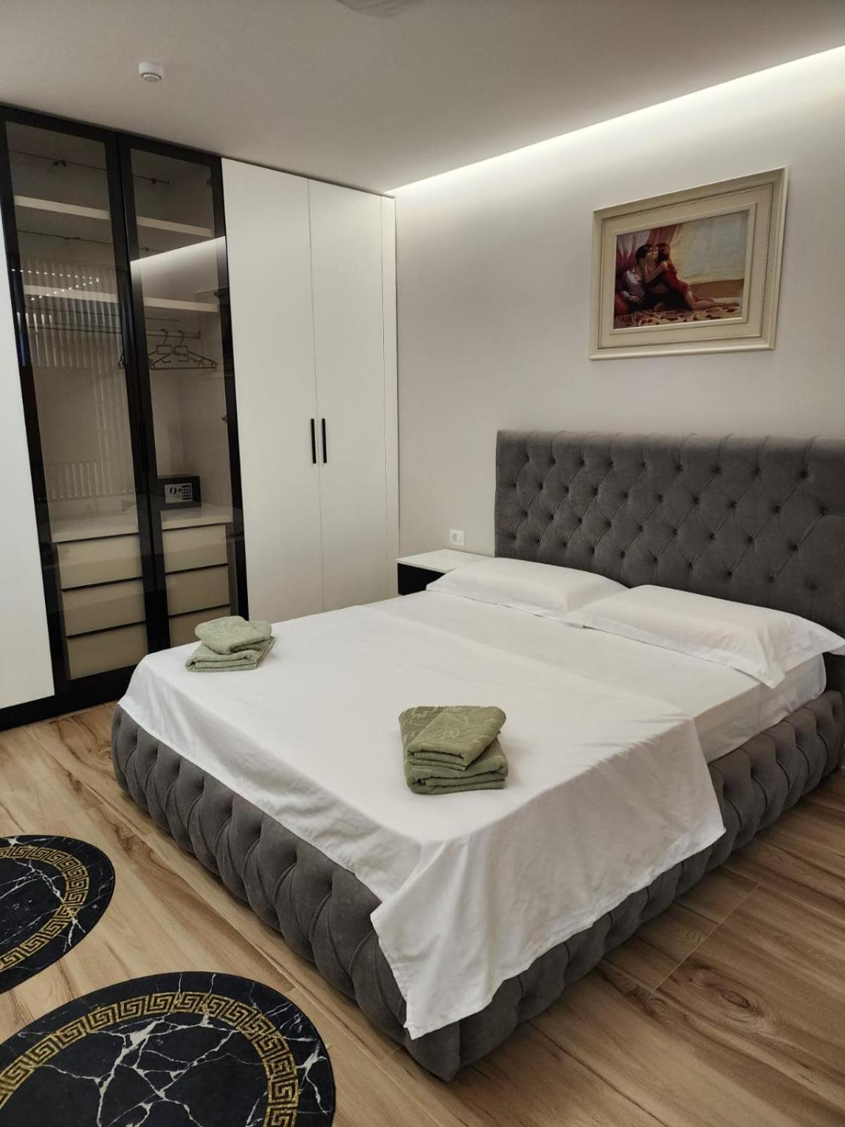 Orange City Center Apartment