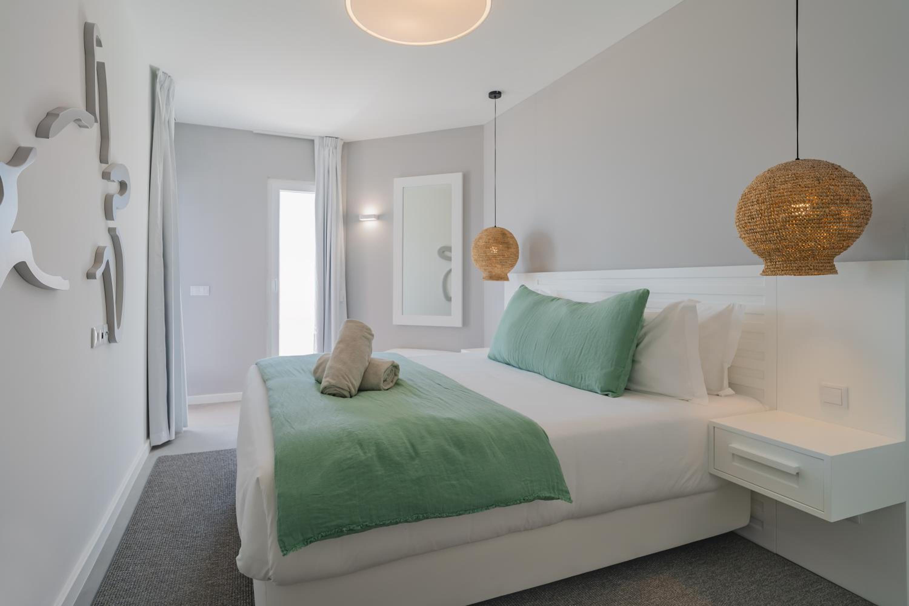 MUPA Apartments