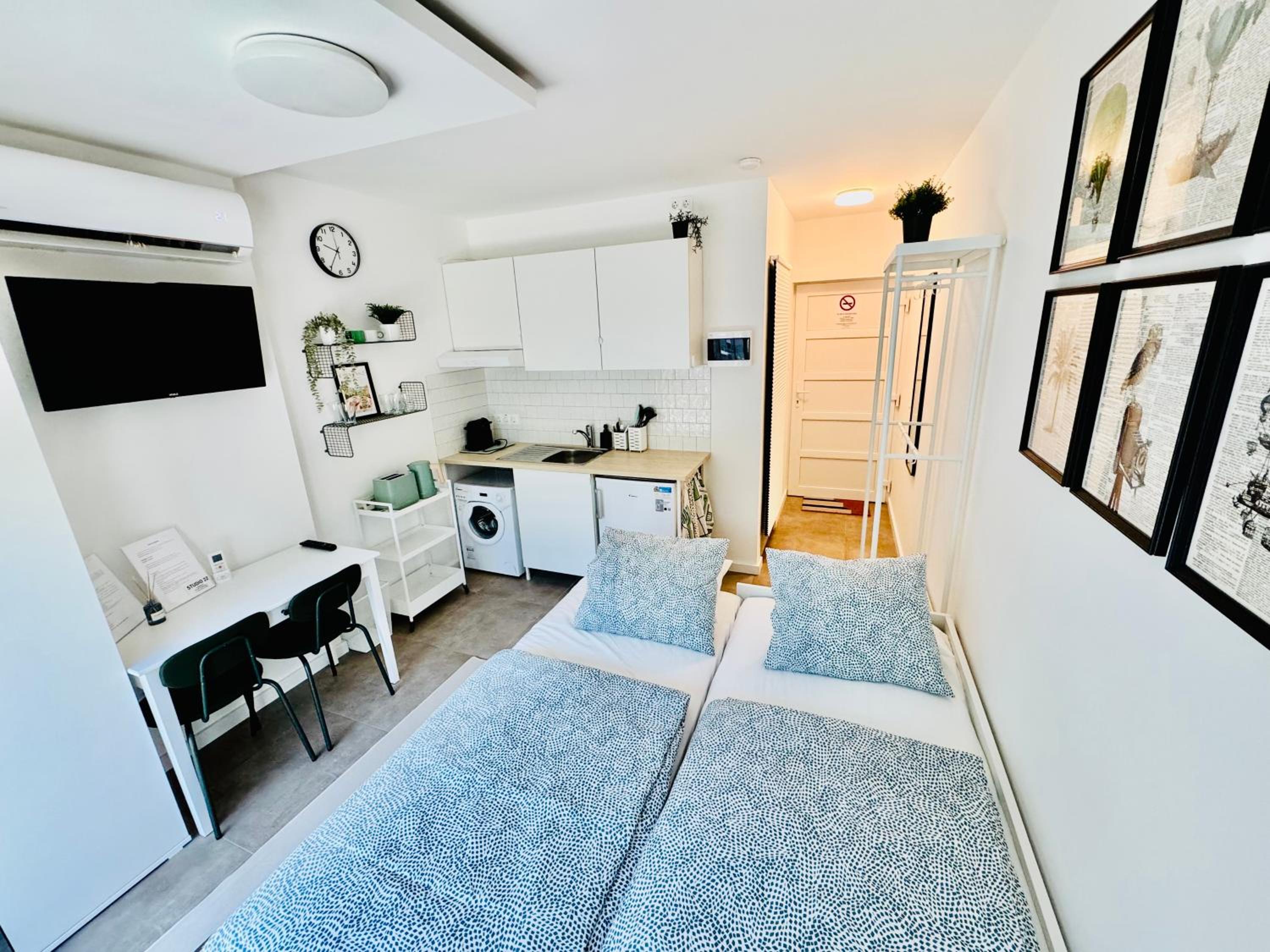 Studio 22 Apartment view 4