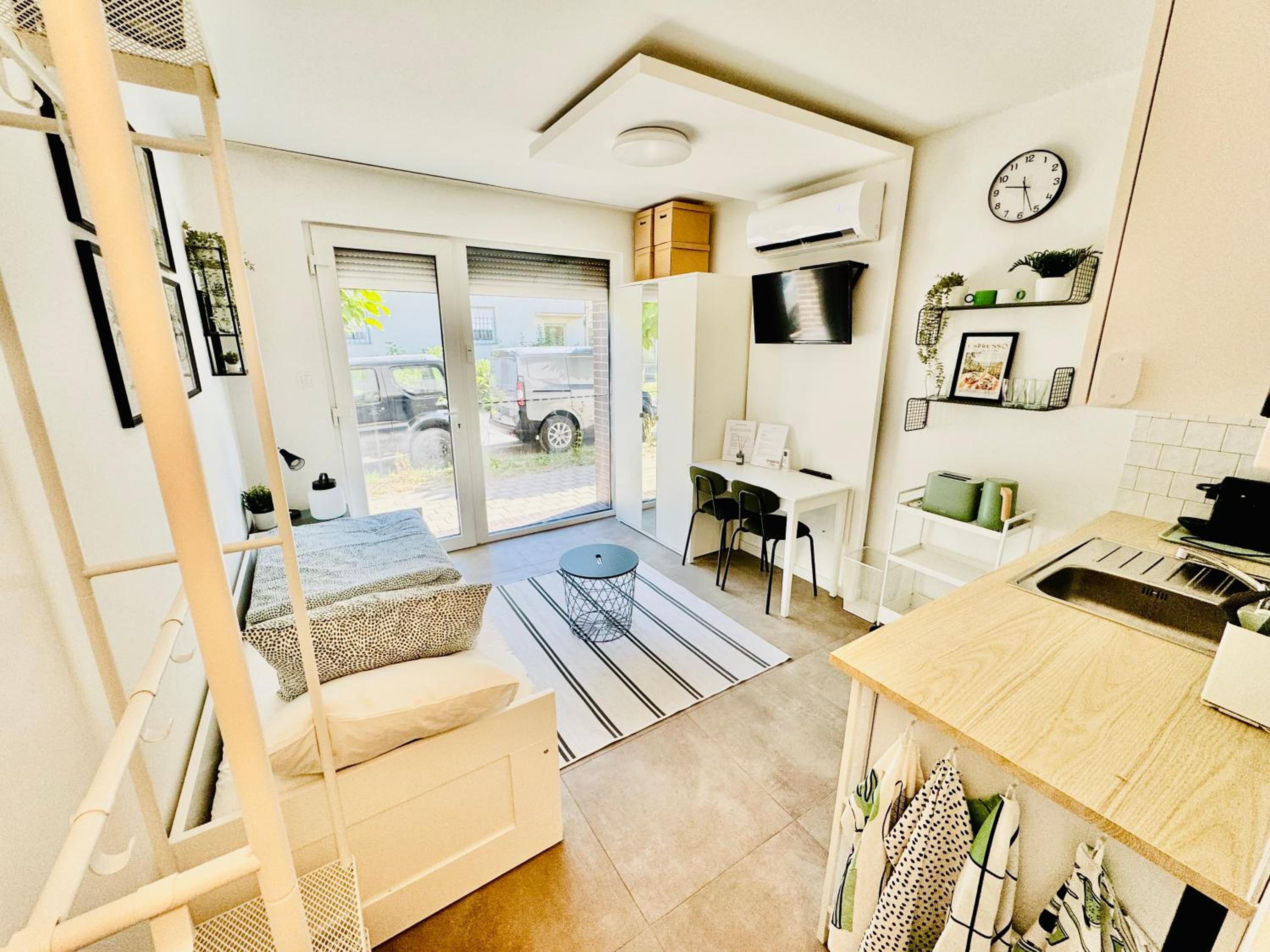 Studio 22 Apartment view 5
