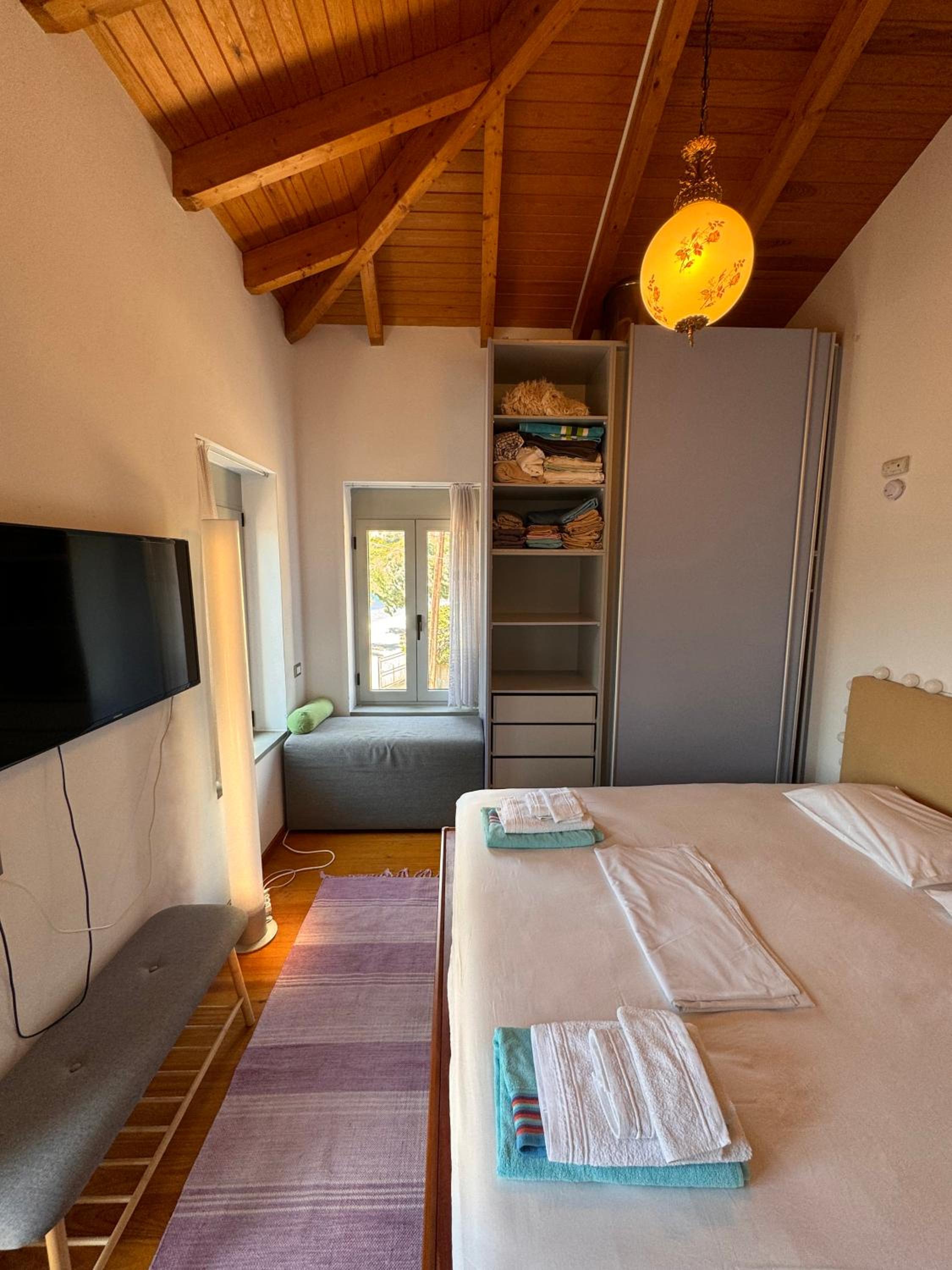 Ianos Maisonette