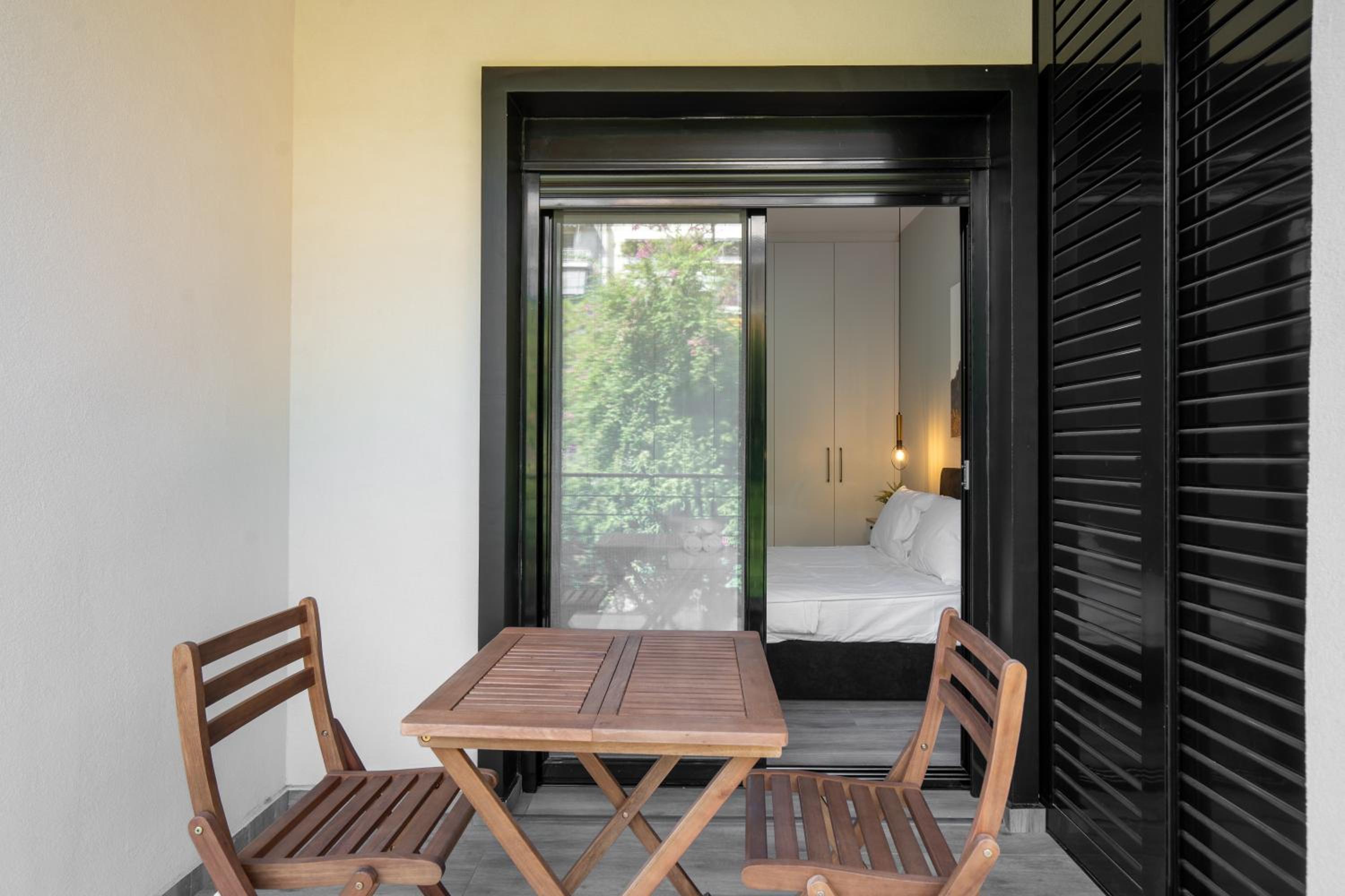 YOUR ATHENS BASE Comfy Apartments in Petralona, Steps to Metro