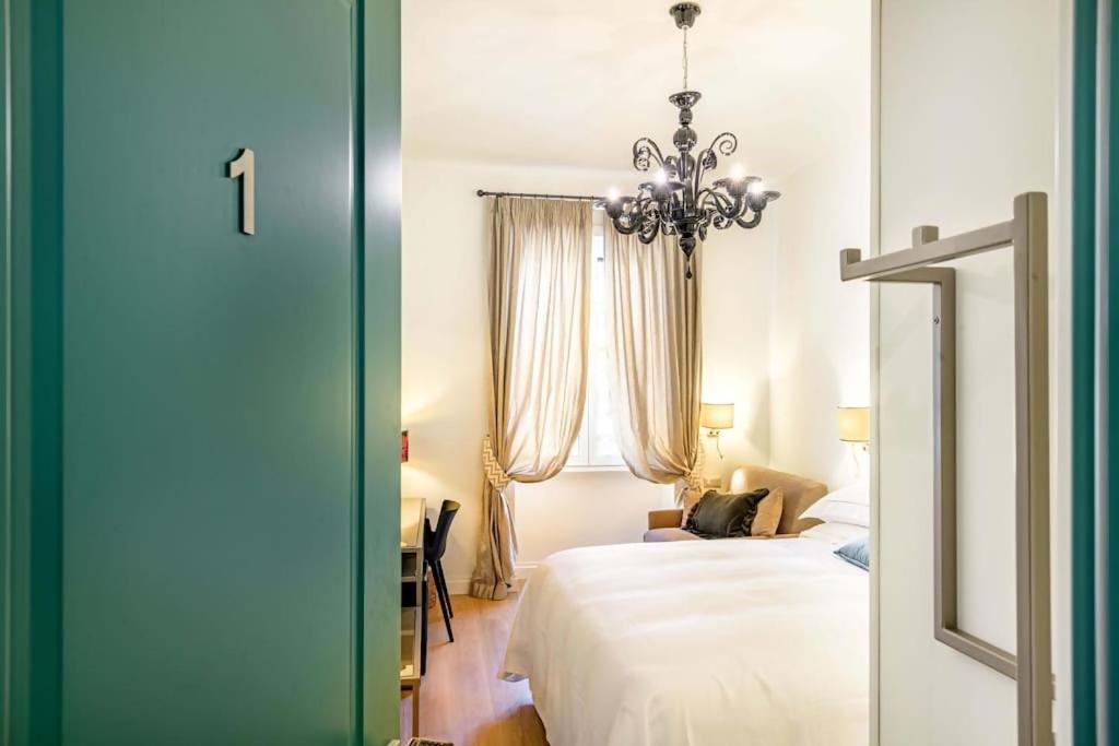 Riboty 10 Suites