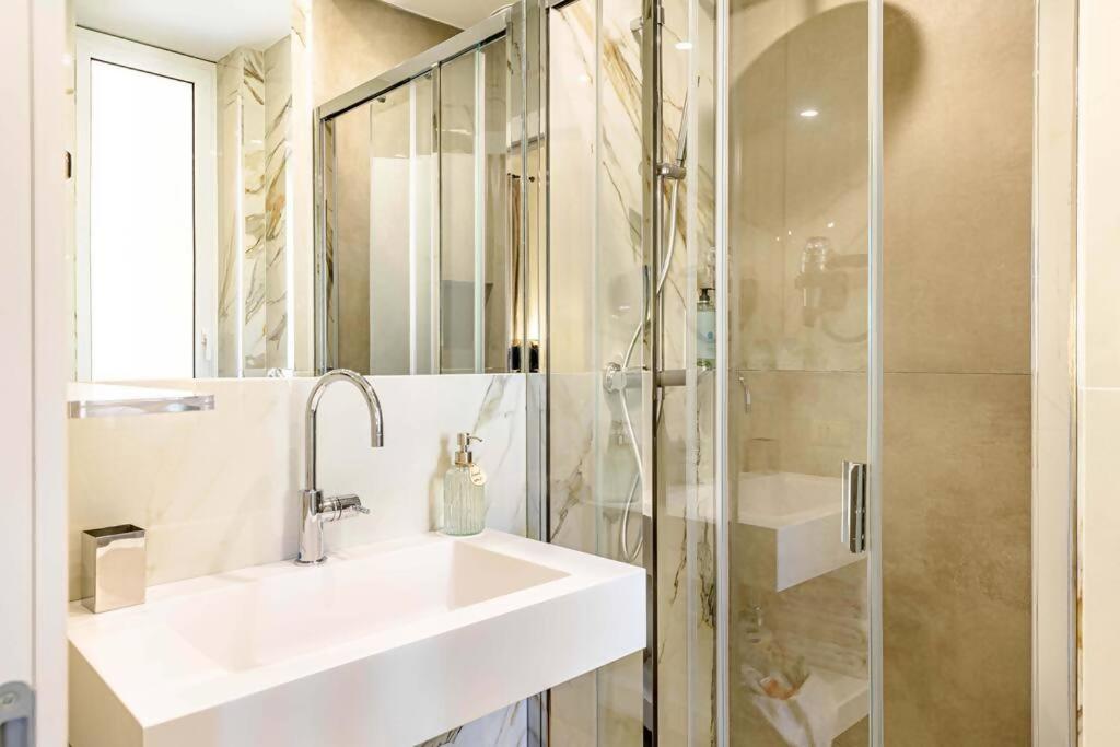 Riboty 10 Suites