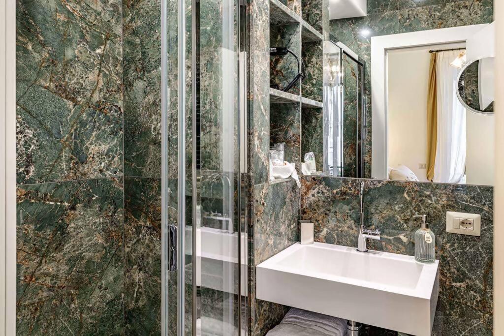 Riboty 10 Suites