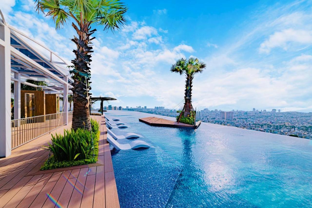 Modern 2BR Condo at Terra Royal by Orli Studio F21