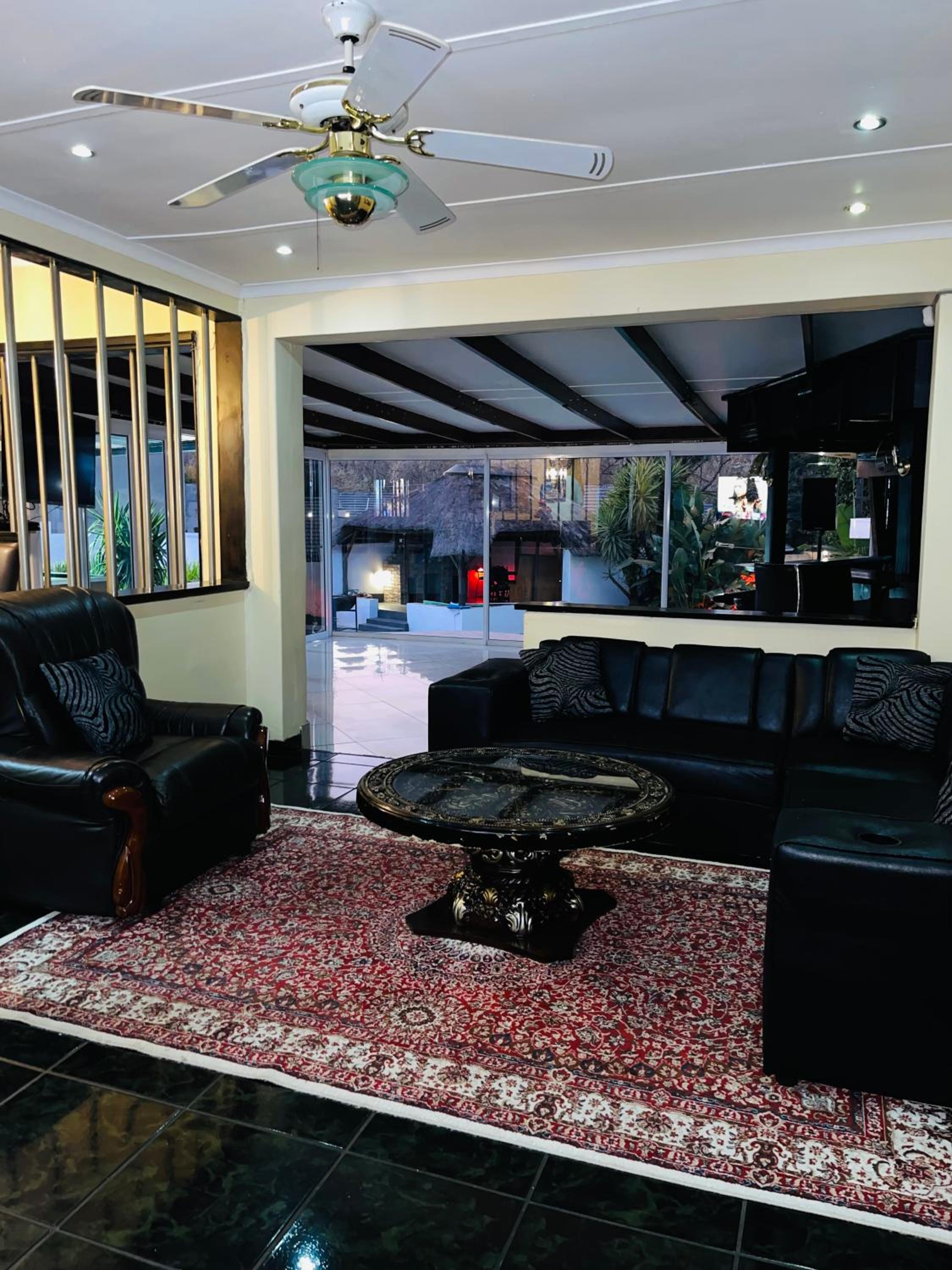 lounge