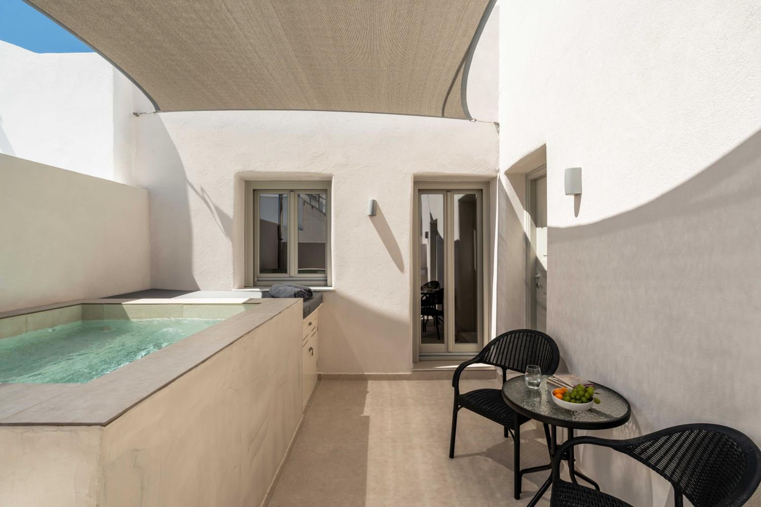 Oia Lia view 4