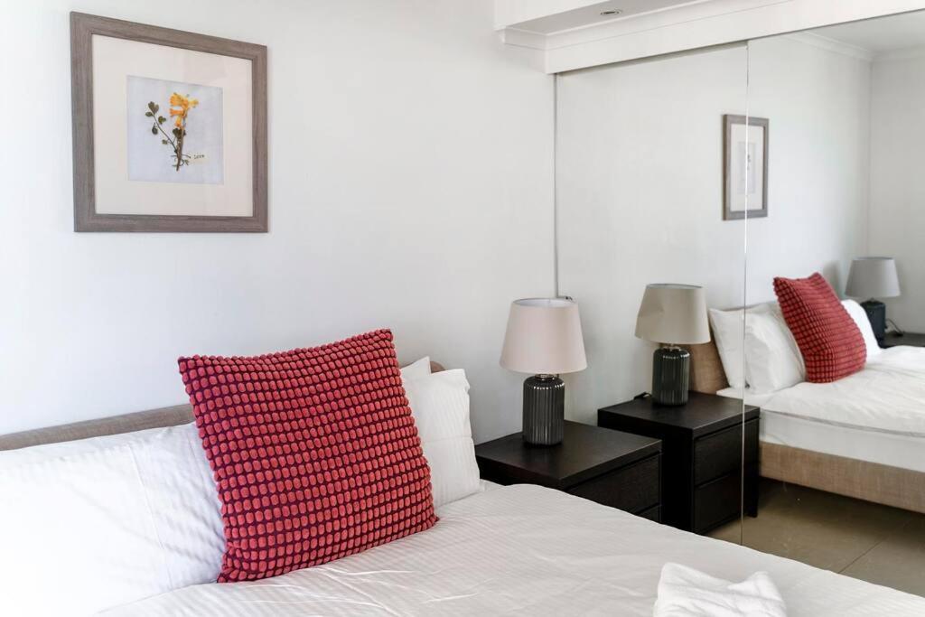 92B Convenient Central Sydney Studio, Close to All