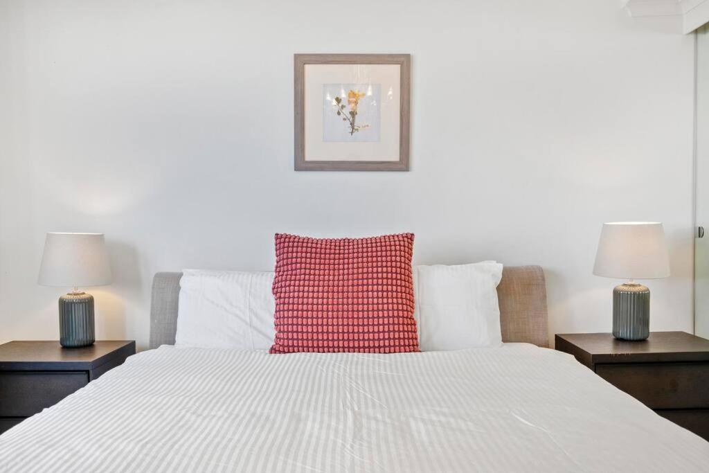 92B Convenient Central Sydney Studio, Close to All