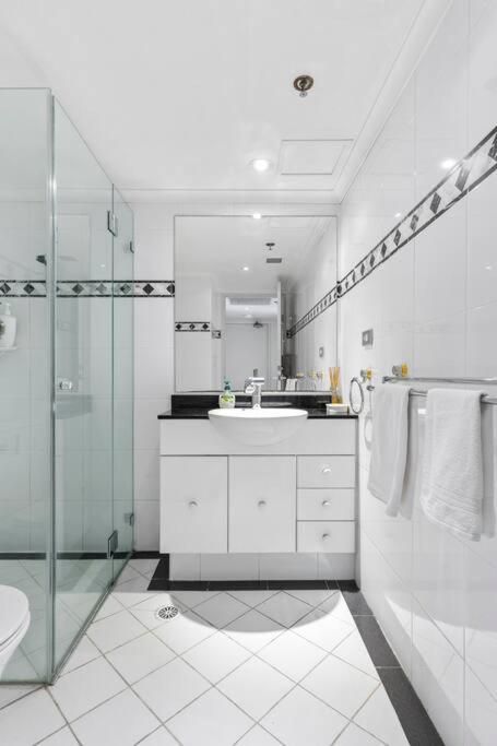 92B Convenient Central Sydney Studio, Close to All