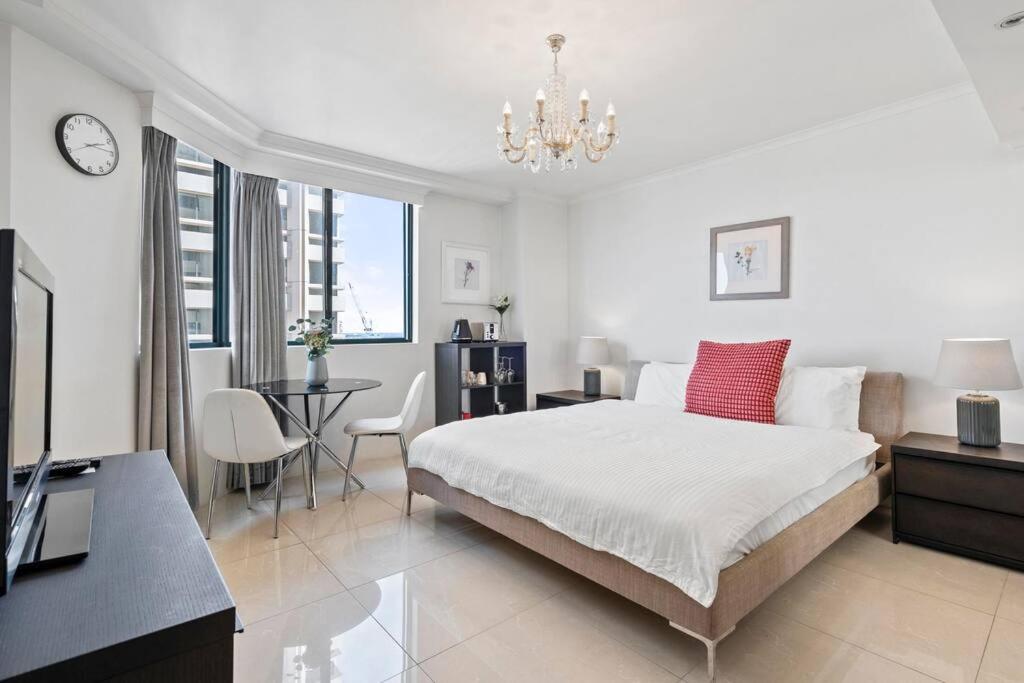 92B Convenient Central Sydney Studio, Close to All