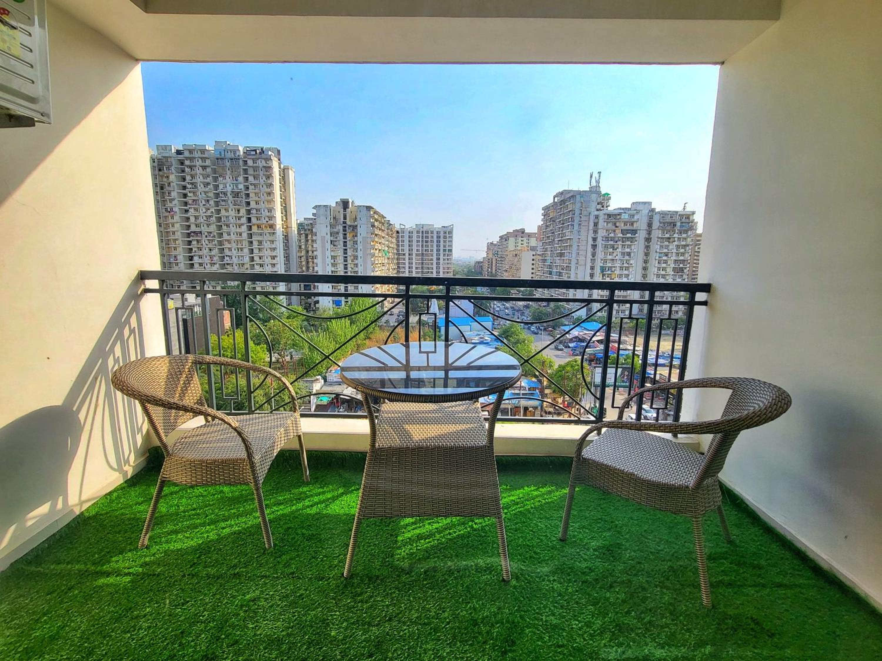balance & terrace
