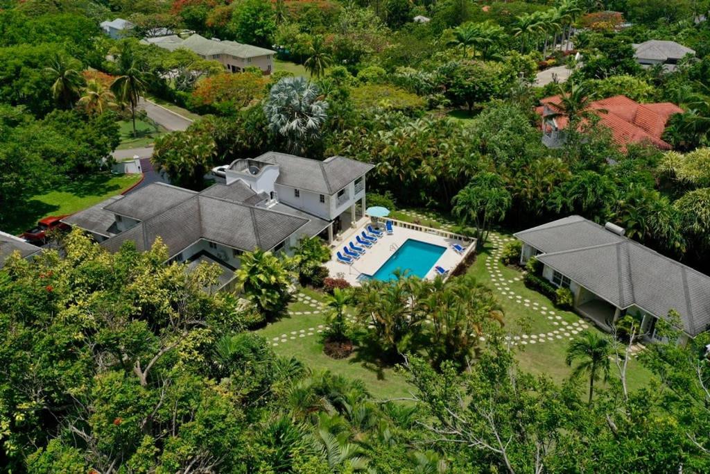 Luxury Villa With a Stunning Private Swimming Pool