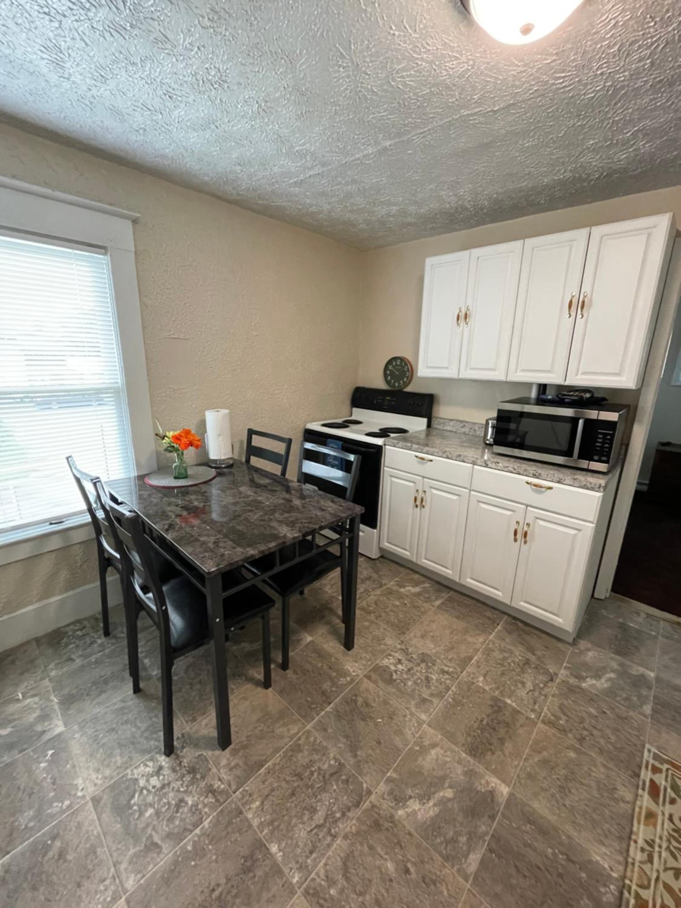 Magnolia APT 2 view 5