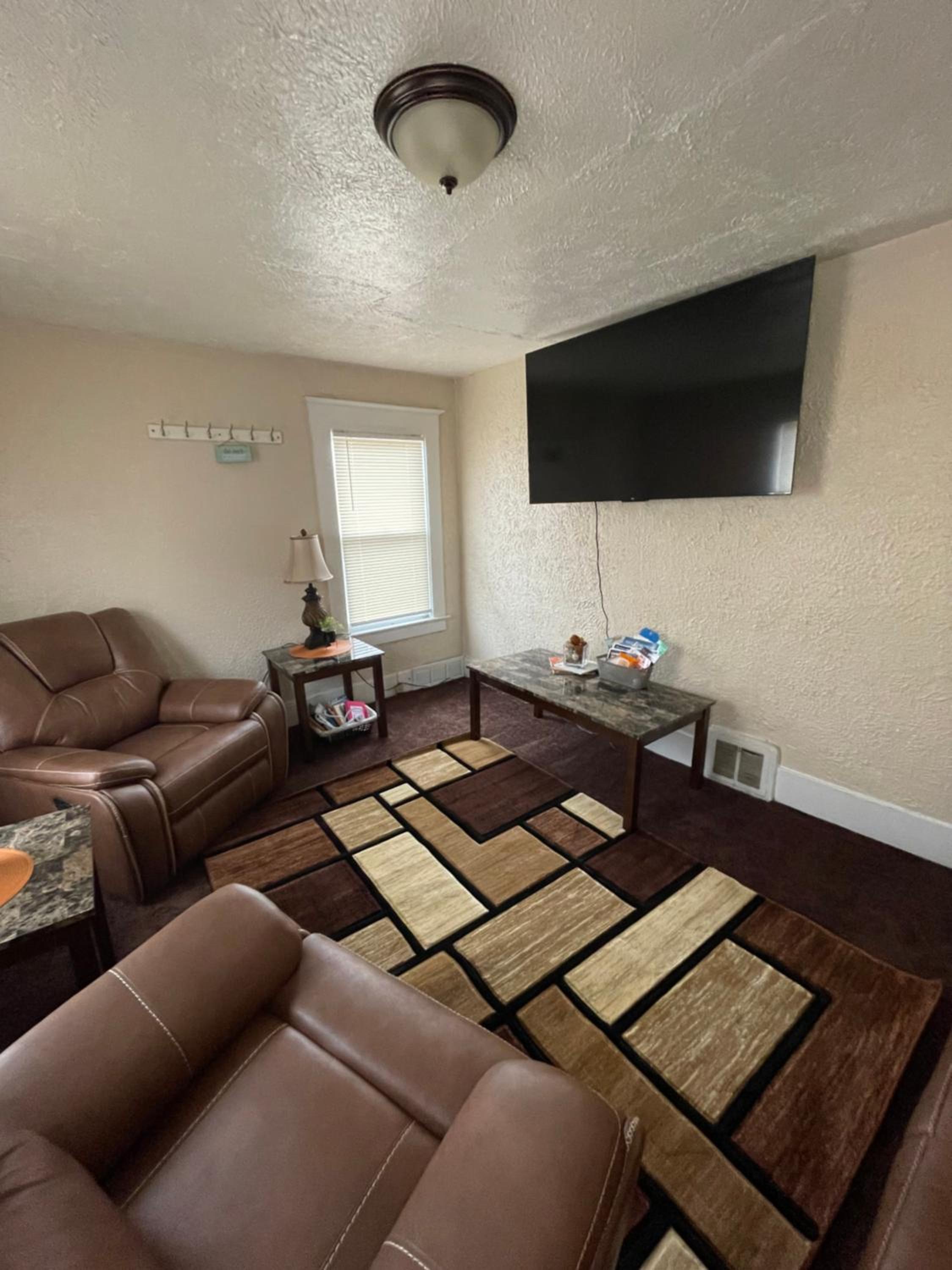 Magnolia APT 2 view 2