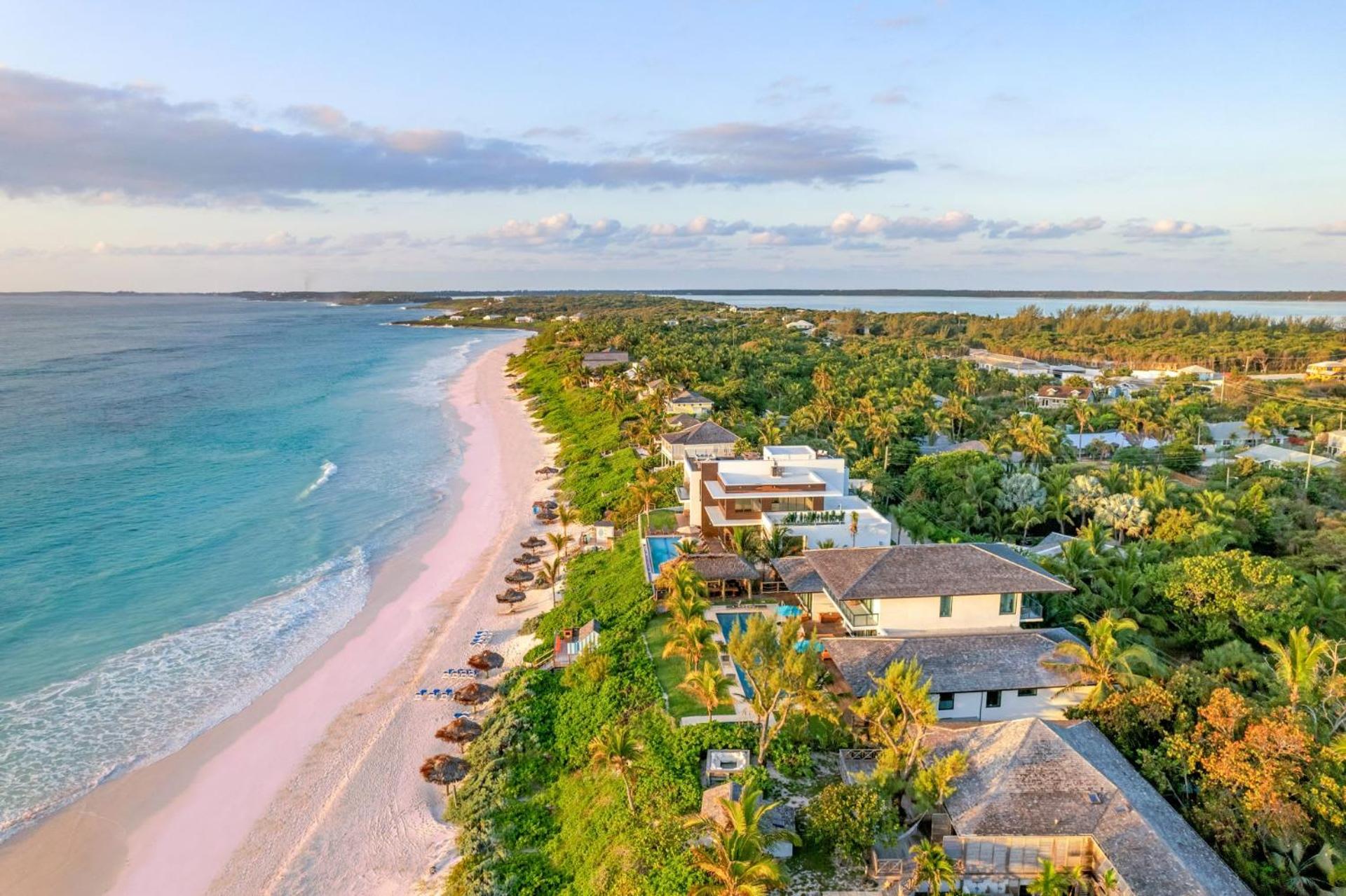 Luxurious Ocean Front Mansion in The Bahamas