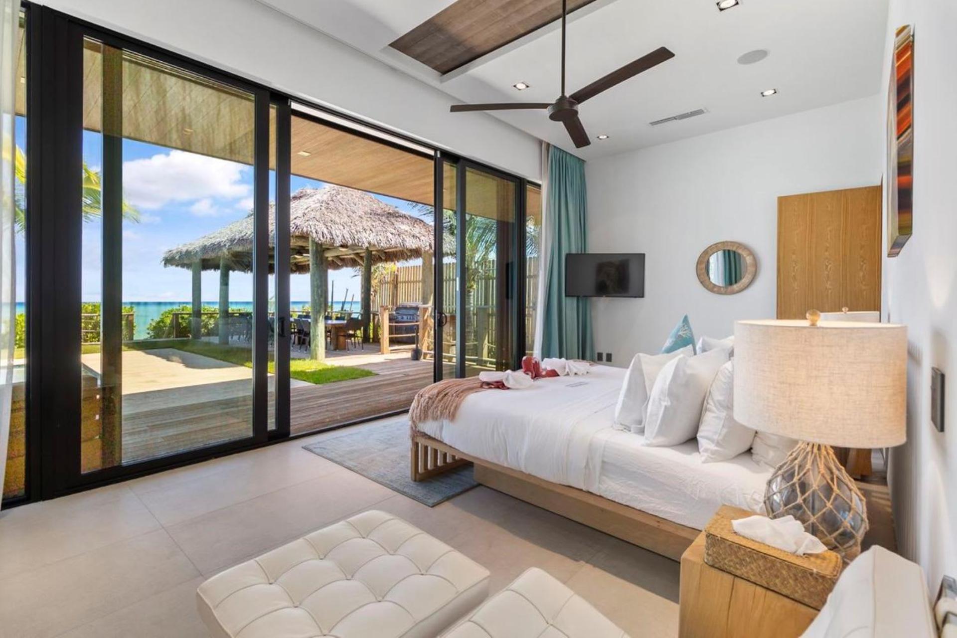 Luxurious Ocean Front Mansion in The Bahamas
