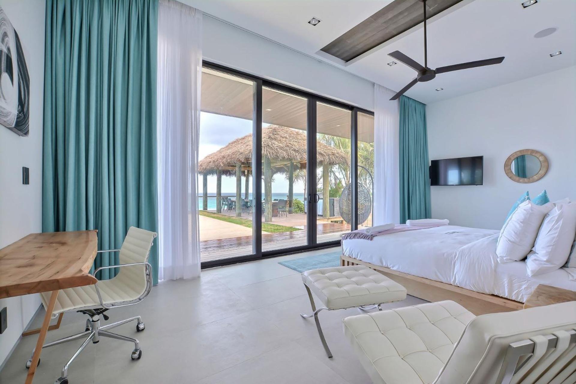 Luxurious Ocean Front Mansion in The Bahamas
