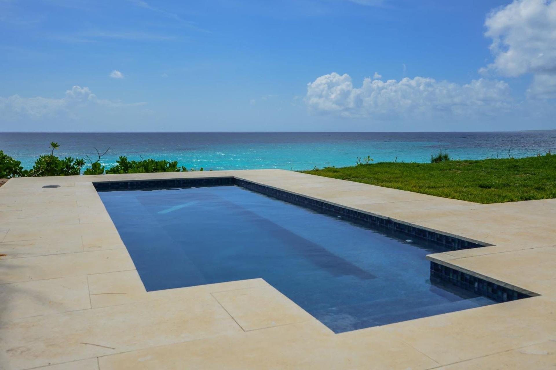 Luxurious Ocean Front Mansion in The Bahamas