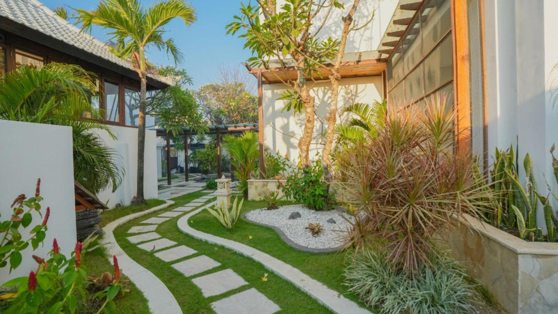 5BR exquisite haven of tranquility in Ketewel