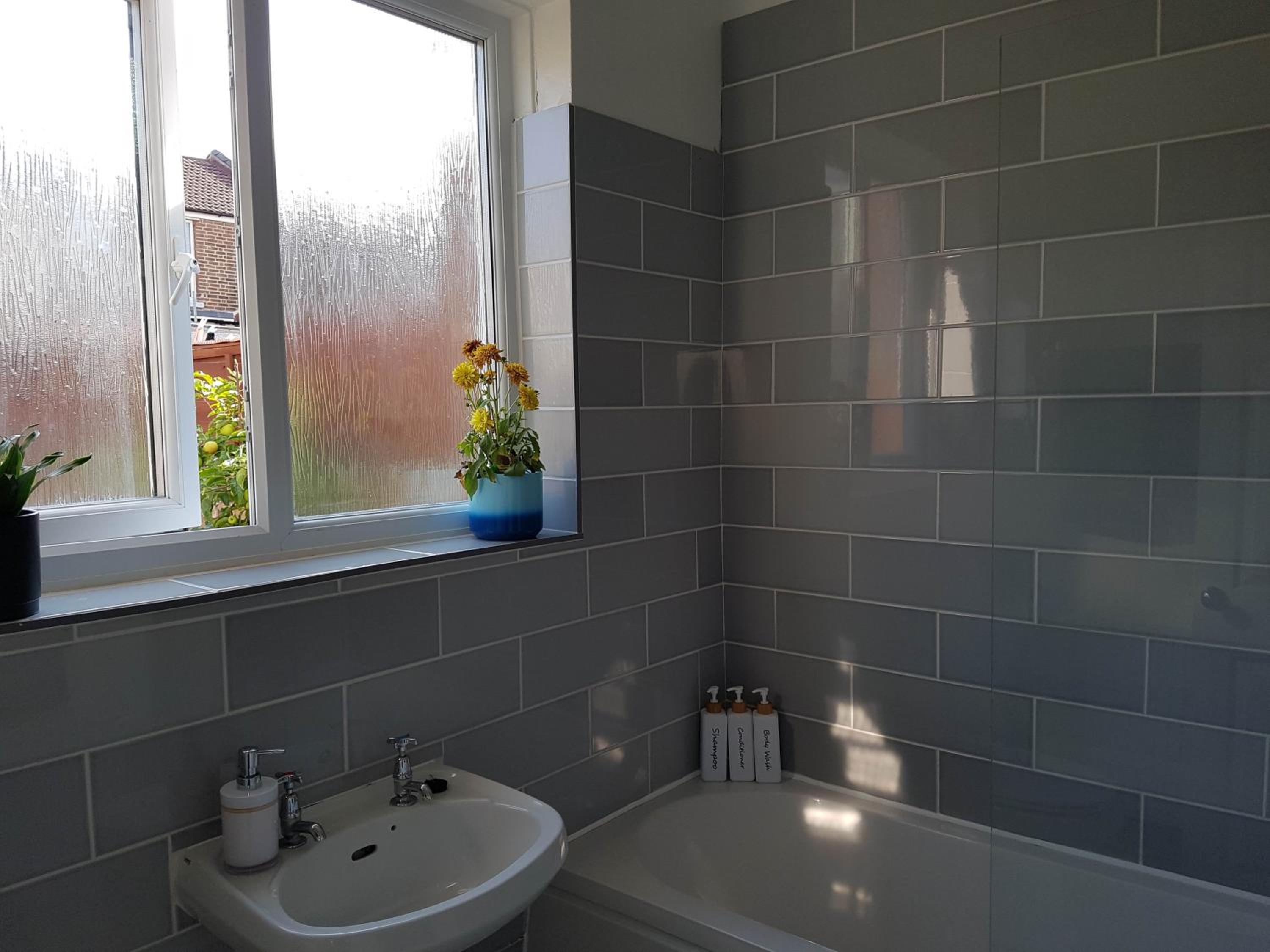 Portsmouth House near Centre 3 Bedrooms