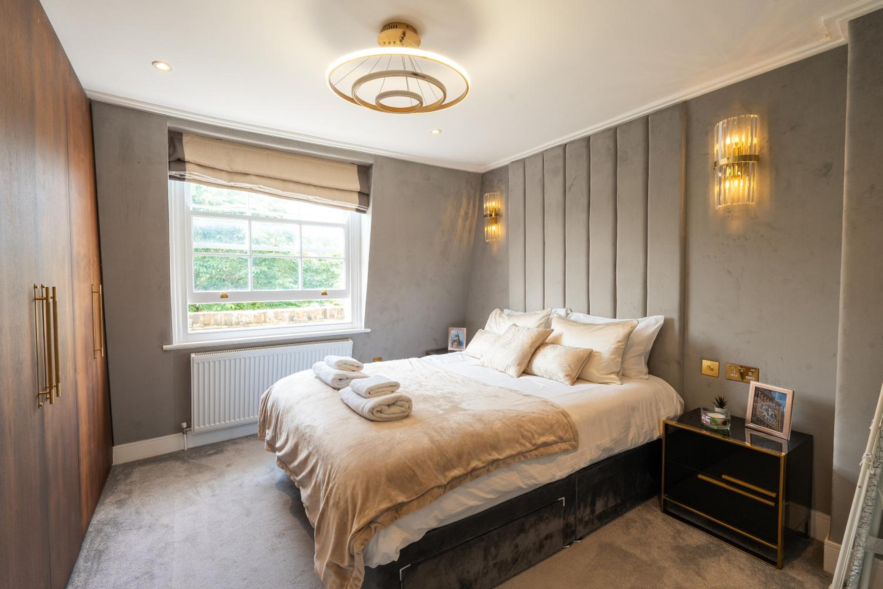 Camden's Luxurious Urban Escape