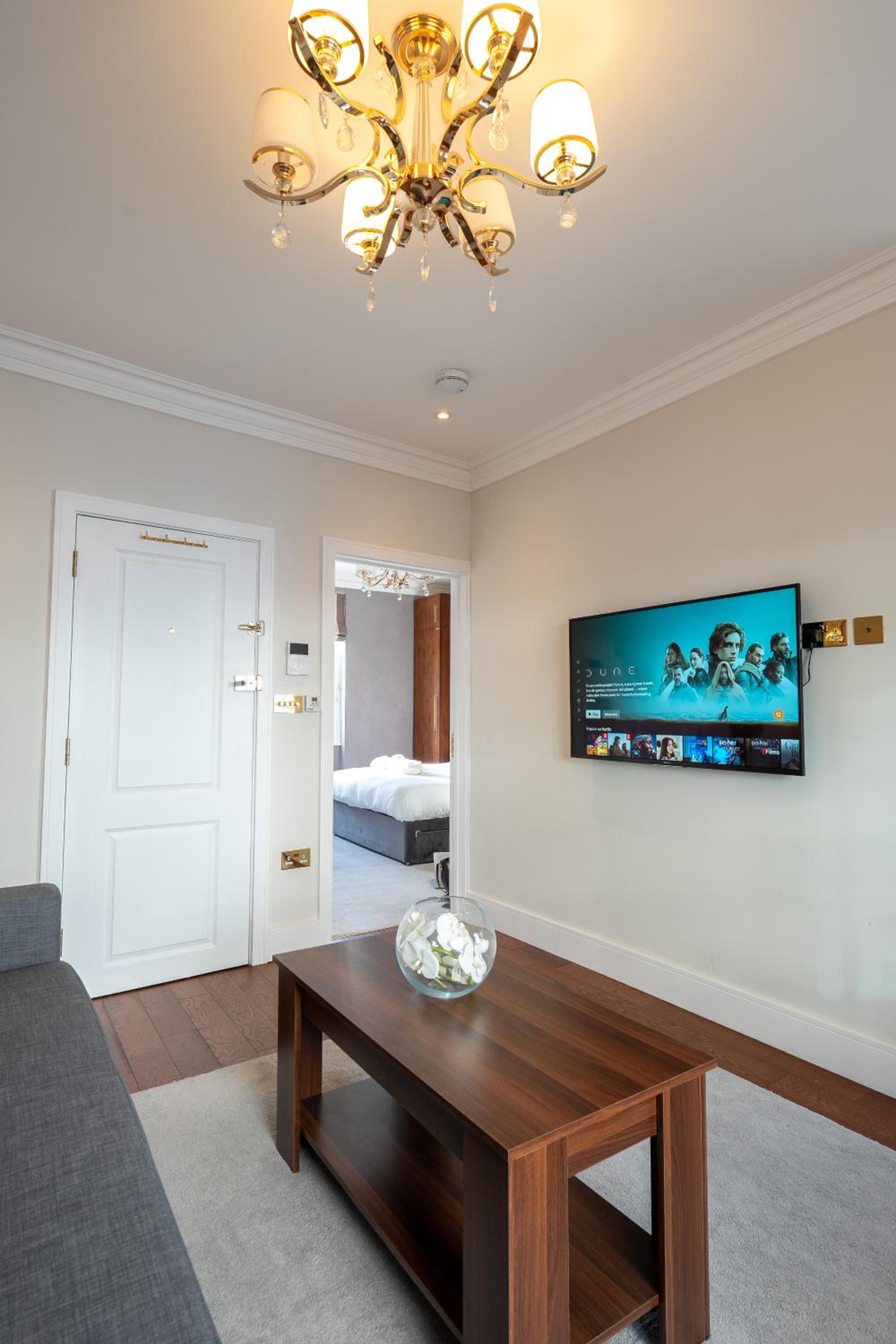 Camden's Luxurious Urban Escape