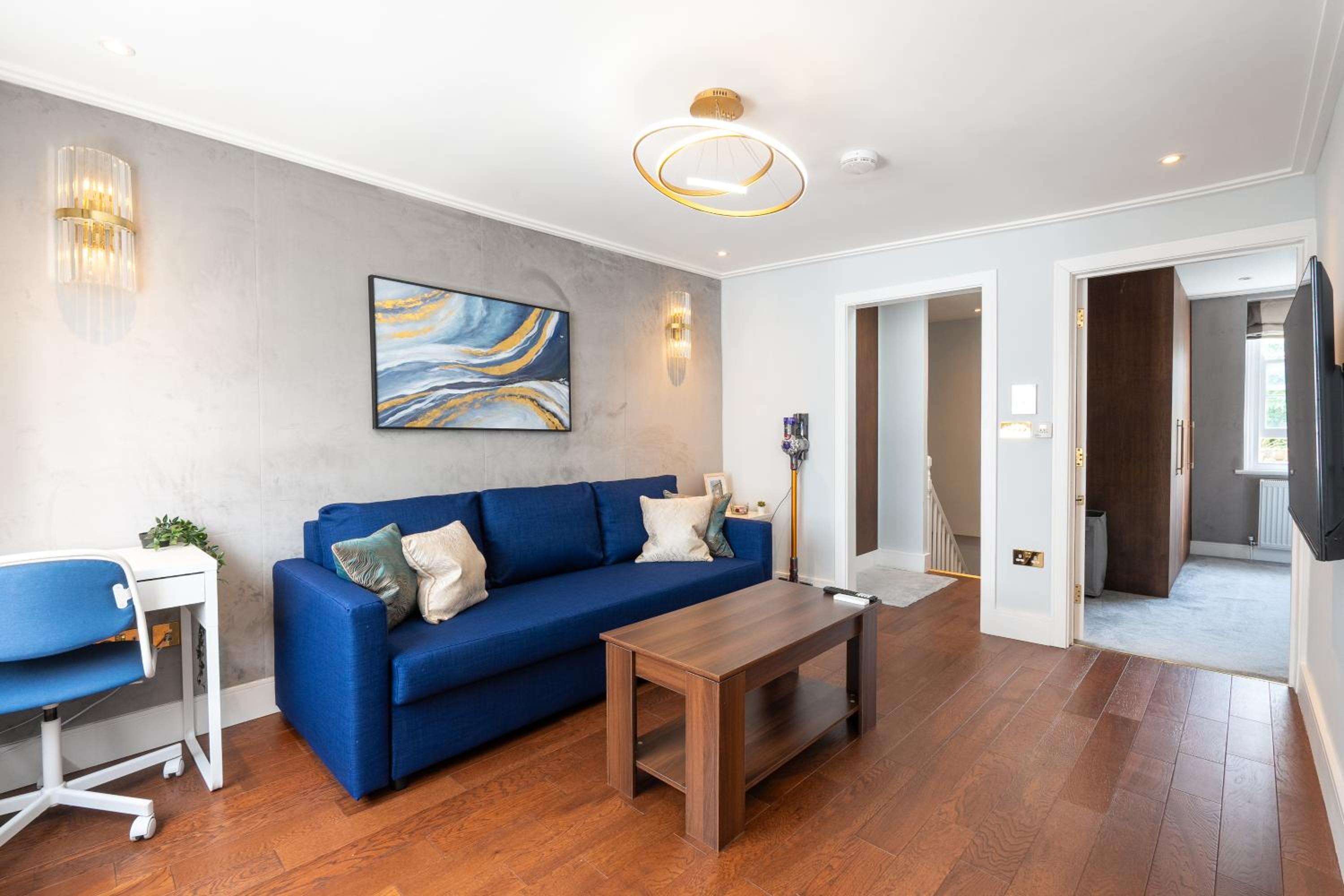 Camden's Luxurious Urban Escape