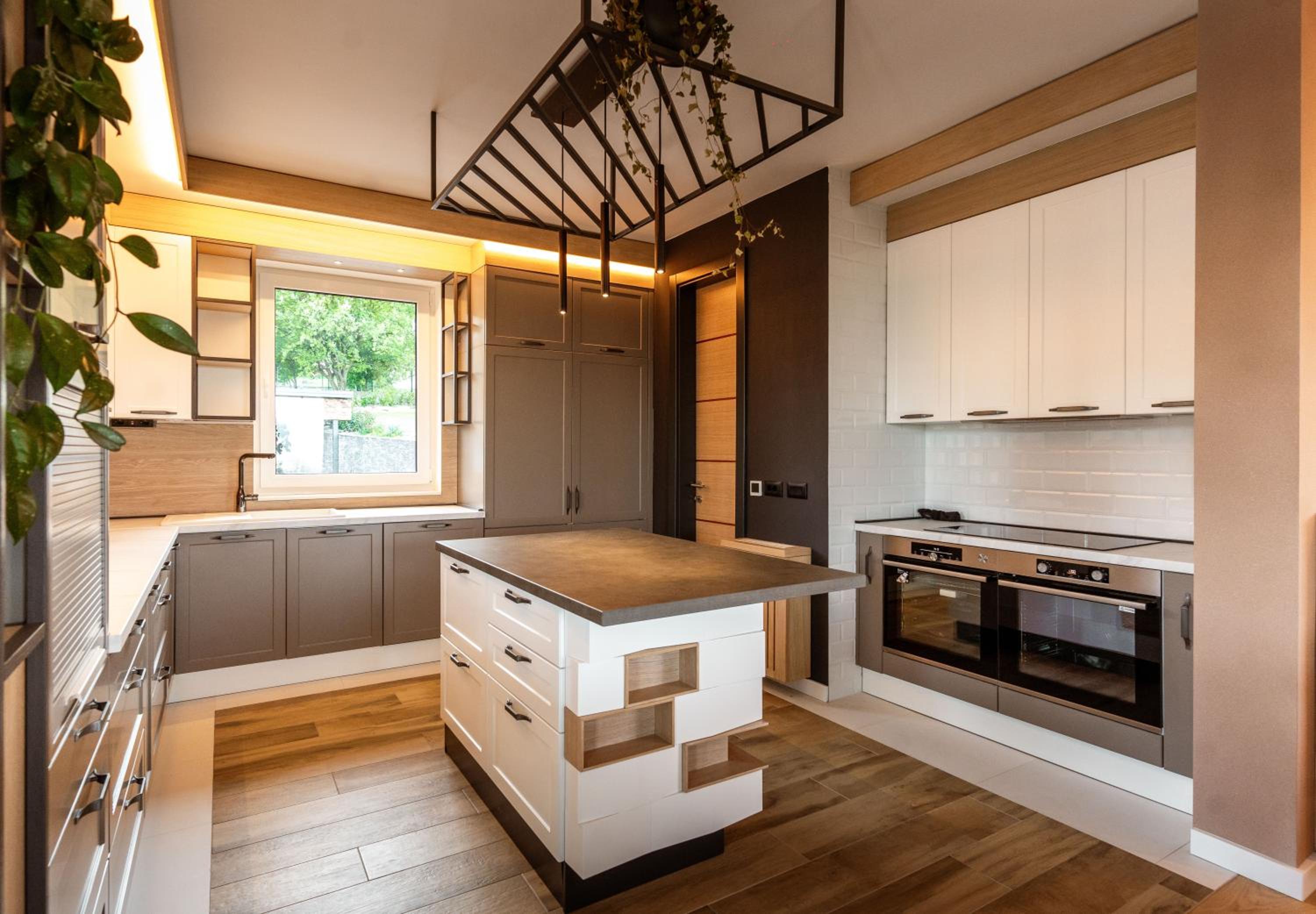 Hillmax Residence