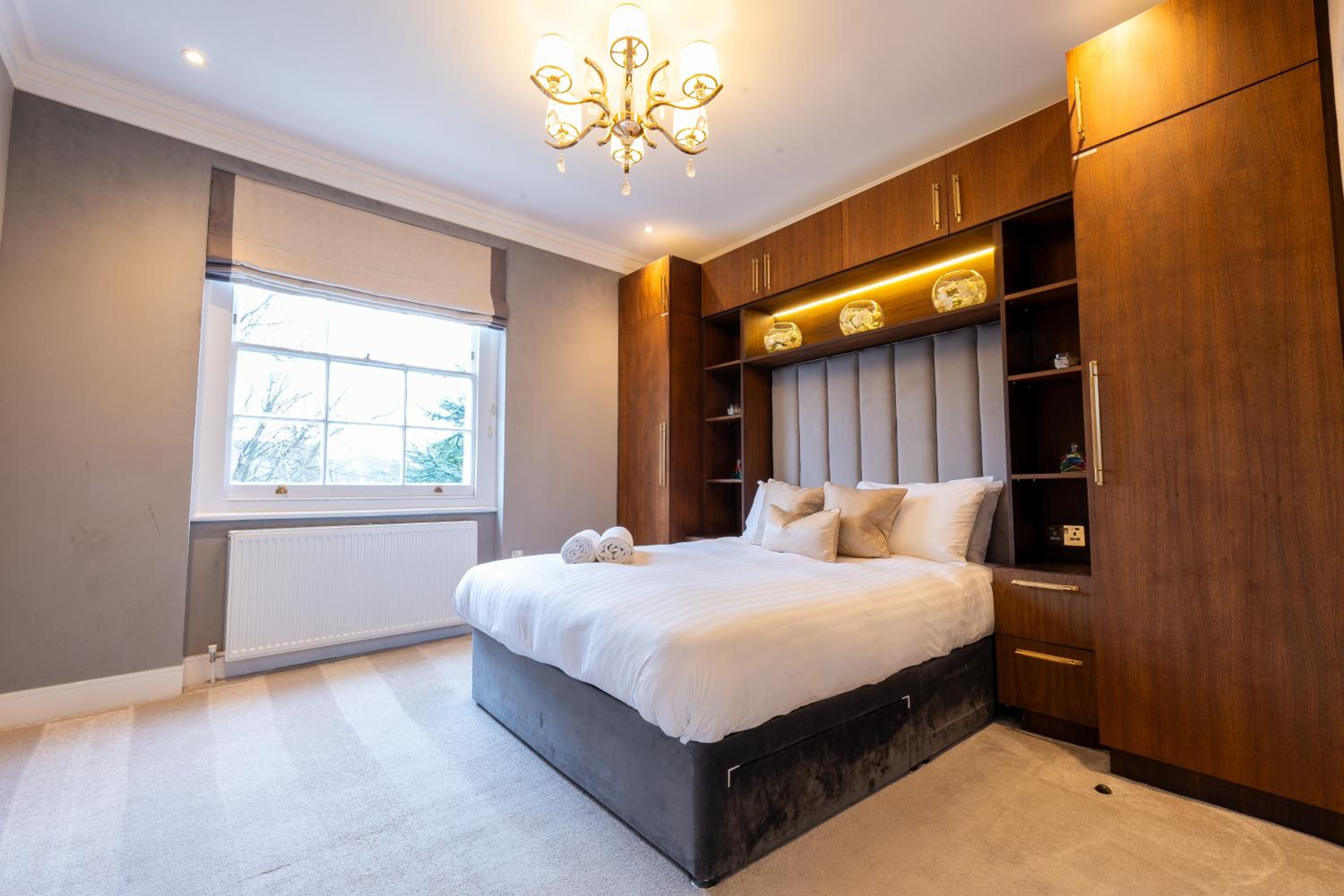 Camden's Luxurious Urban Escape