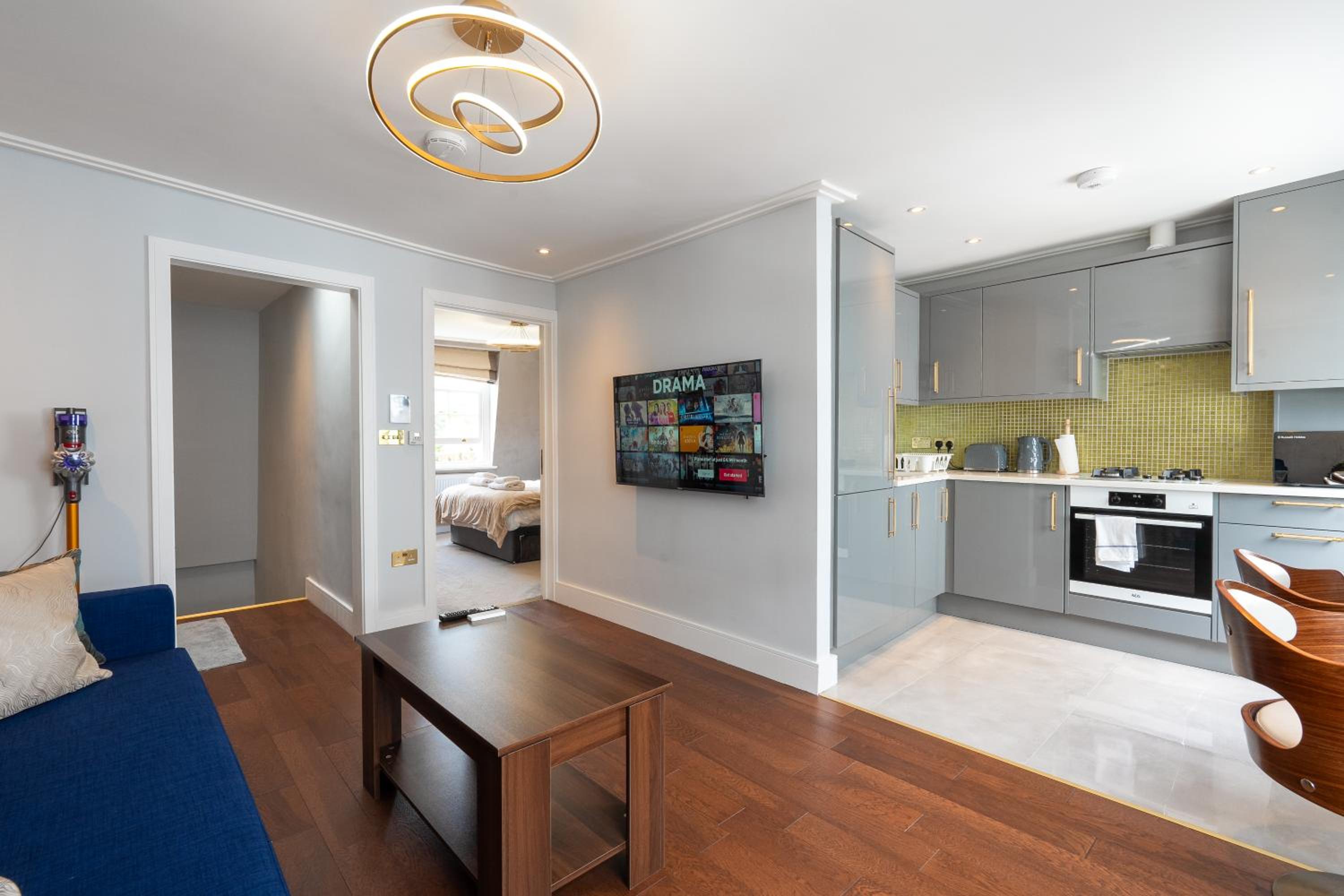 Camden's Luxurious Urban Escape