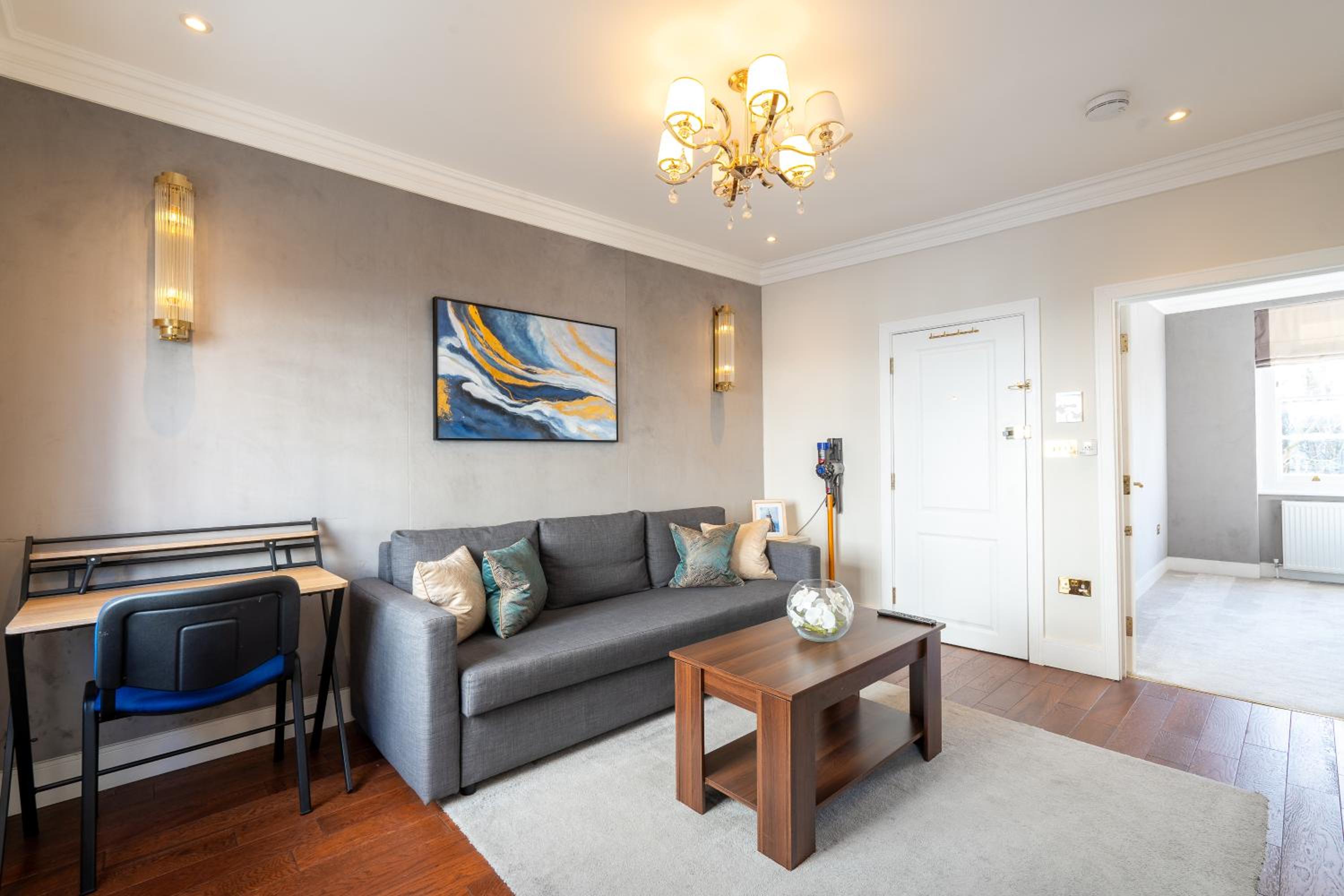 Camden's Luxurious Urban Escape