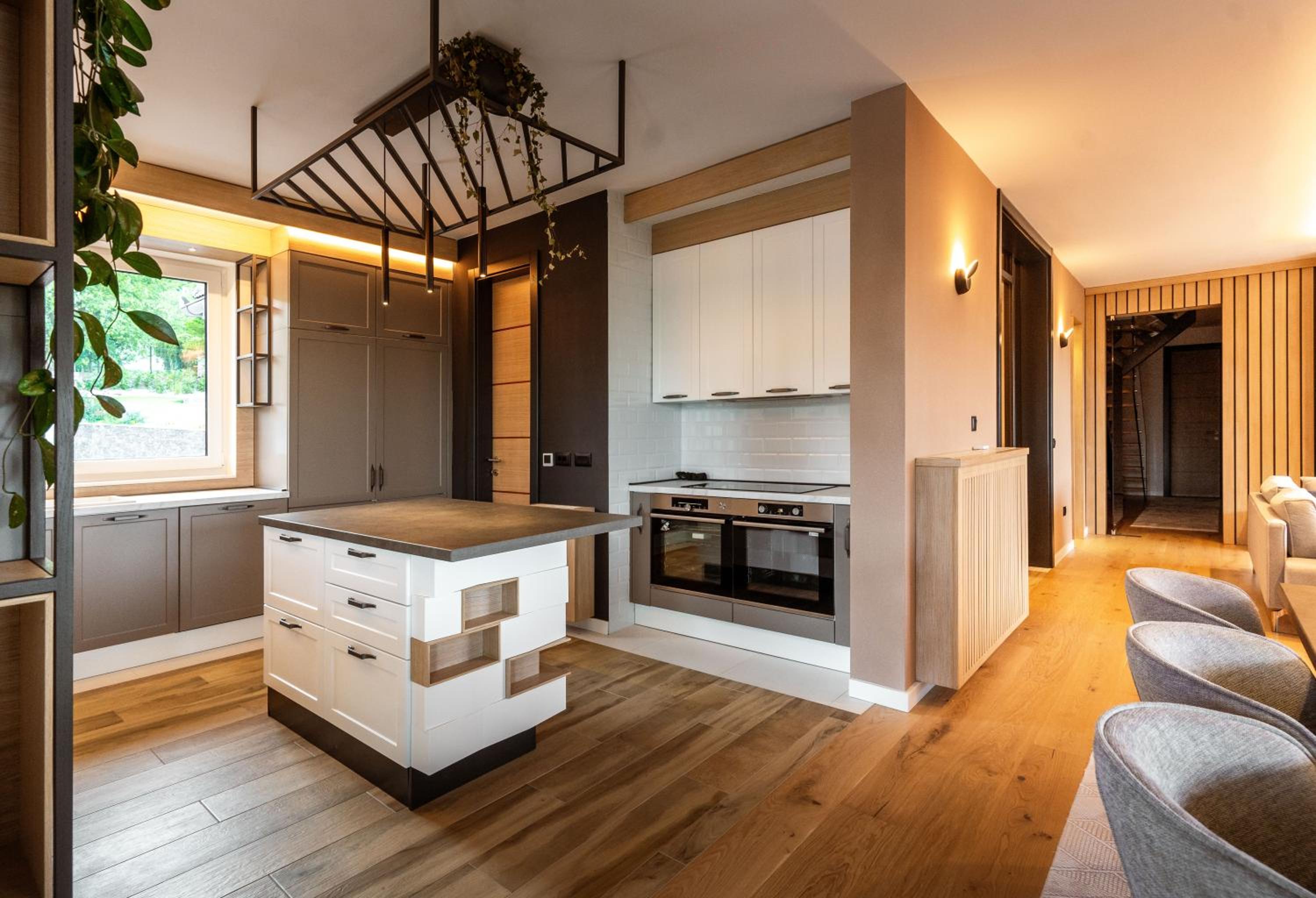 Hillmax Residence