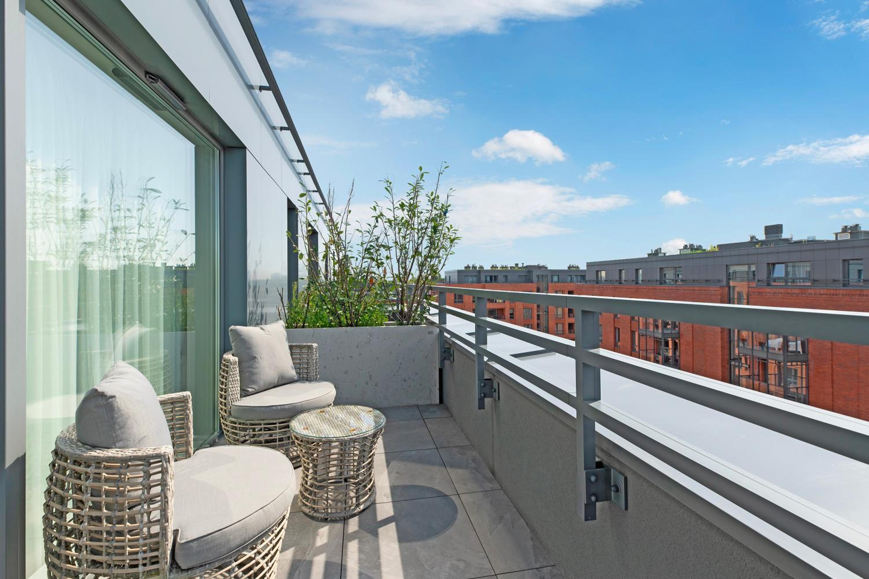 Scala Suites with Parking by Lion Apartments