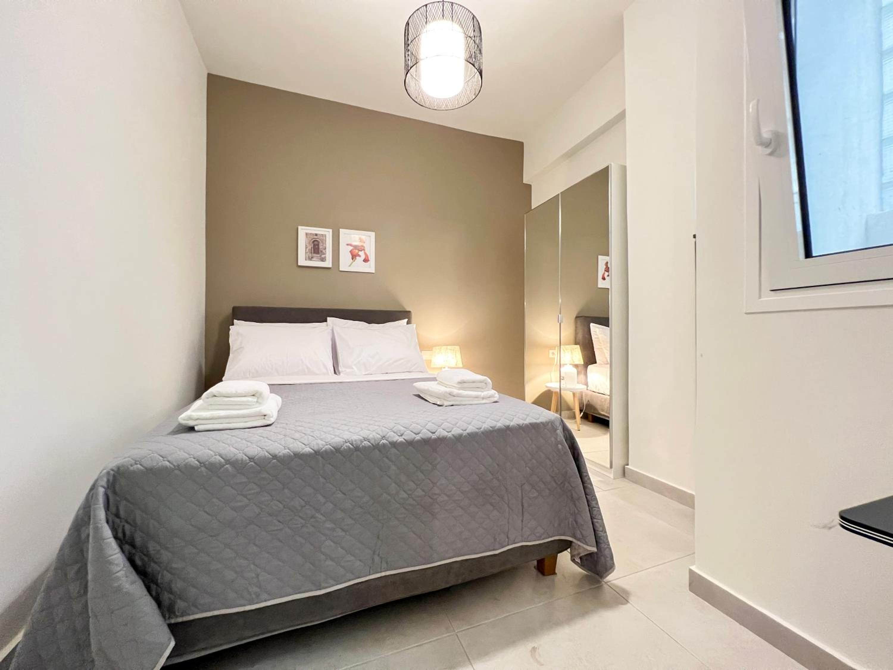 A lovely 2 BR home in Athens photo 5