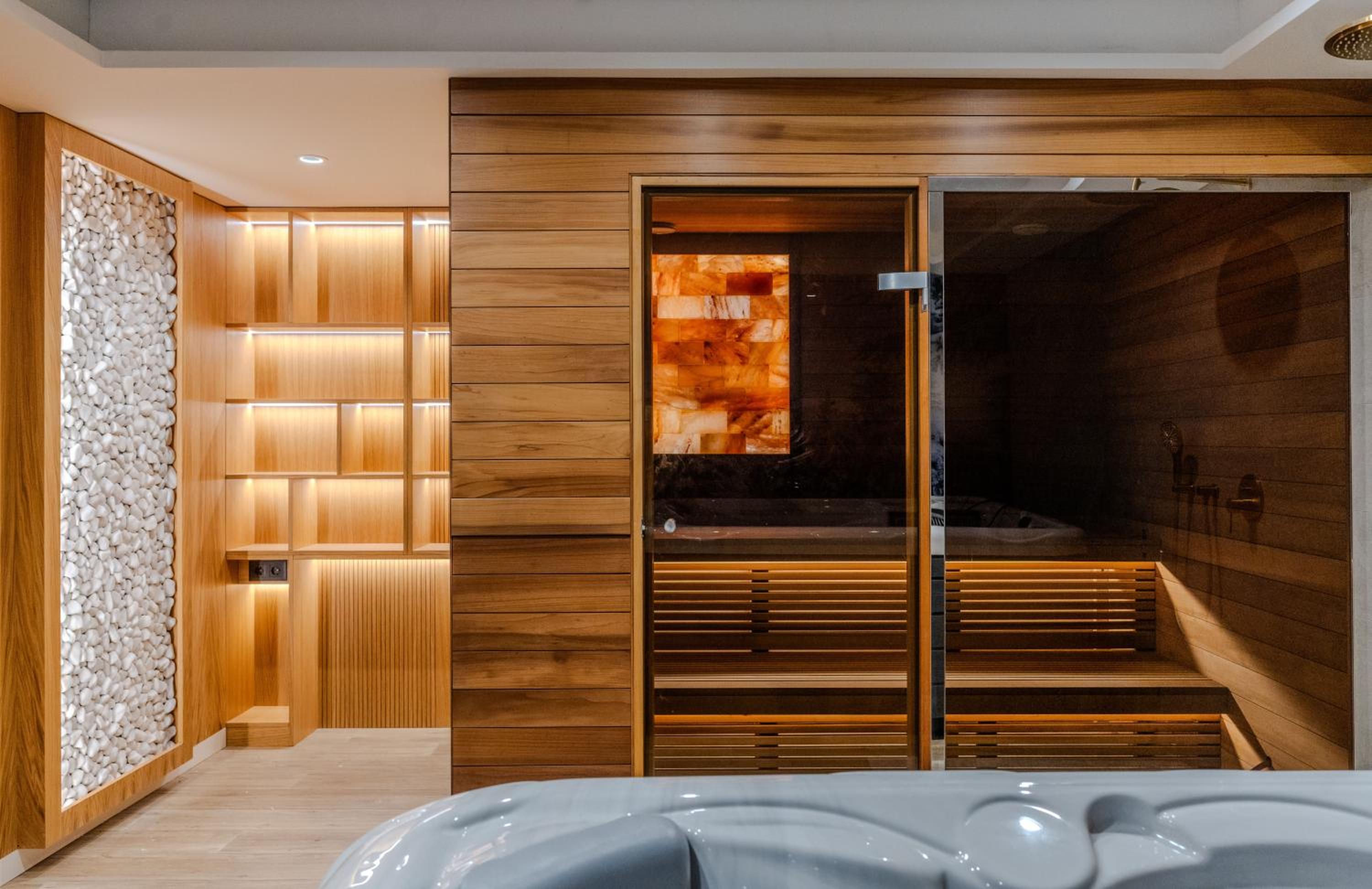 Hillmax Residence