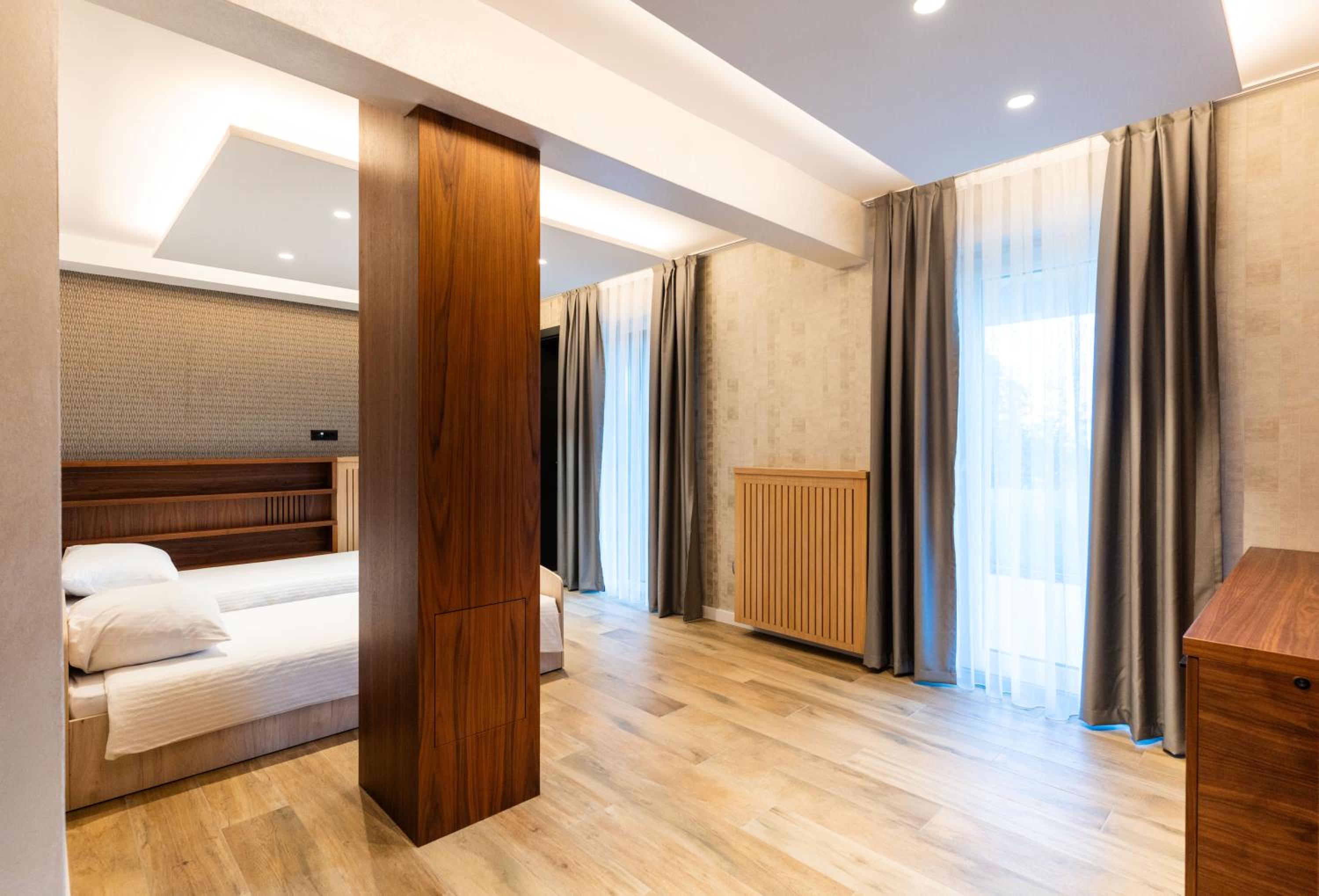 Hillmax Residence