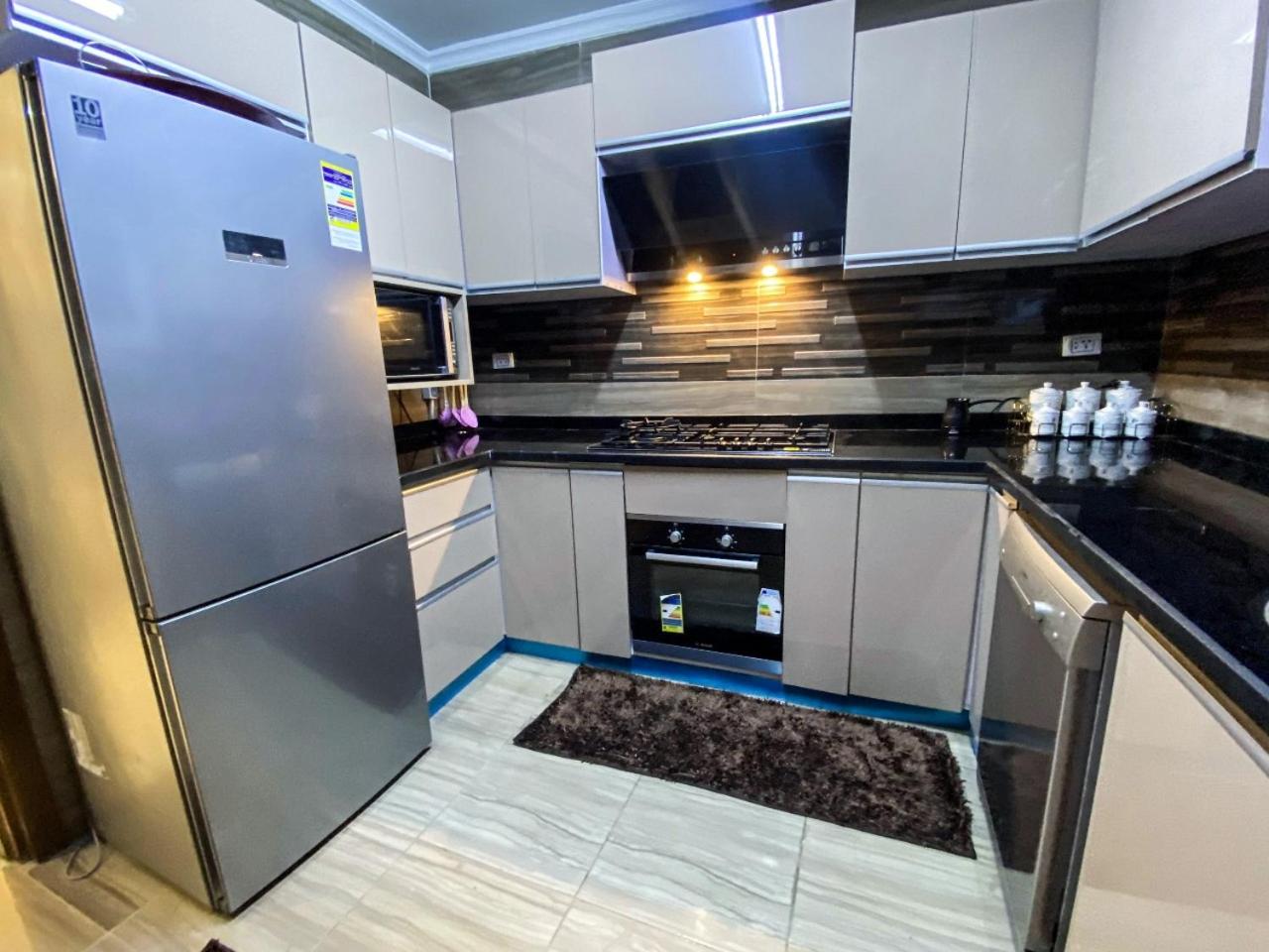 Maadi apartment near city center airport 2bedroom 2 bathroom 2balcony 1 dressing Room