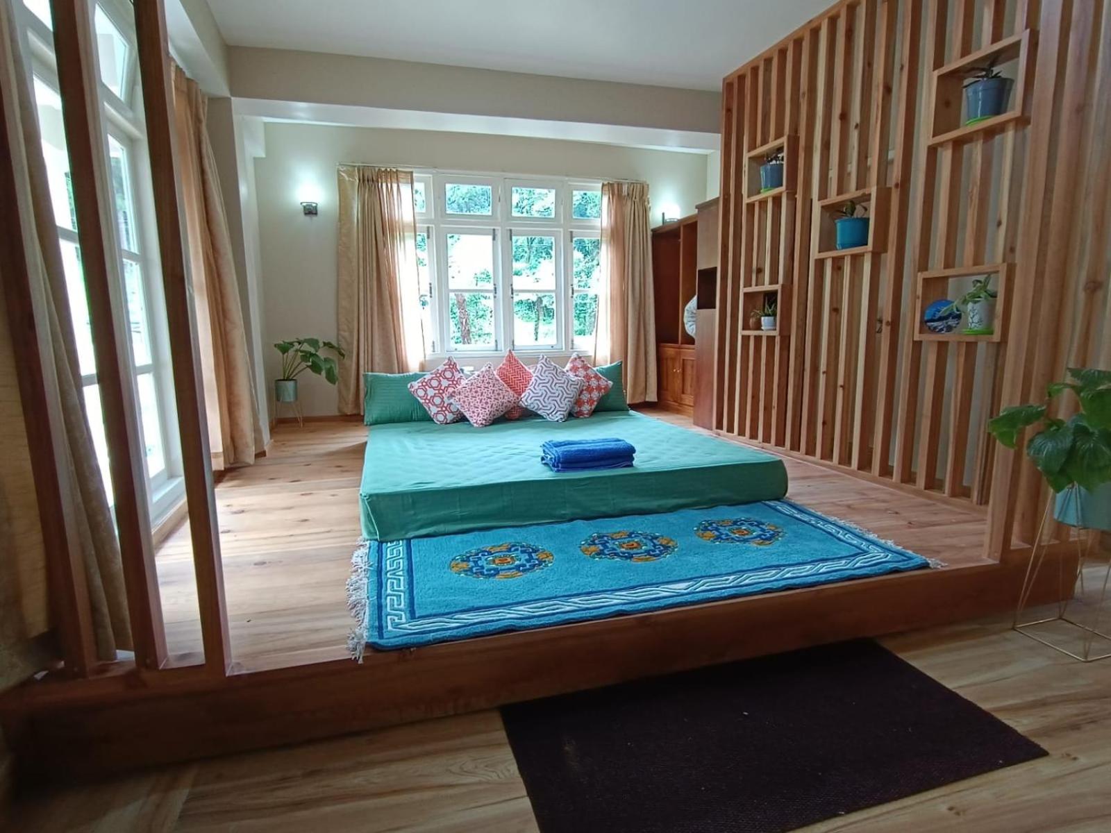 Photo 6